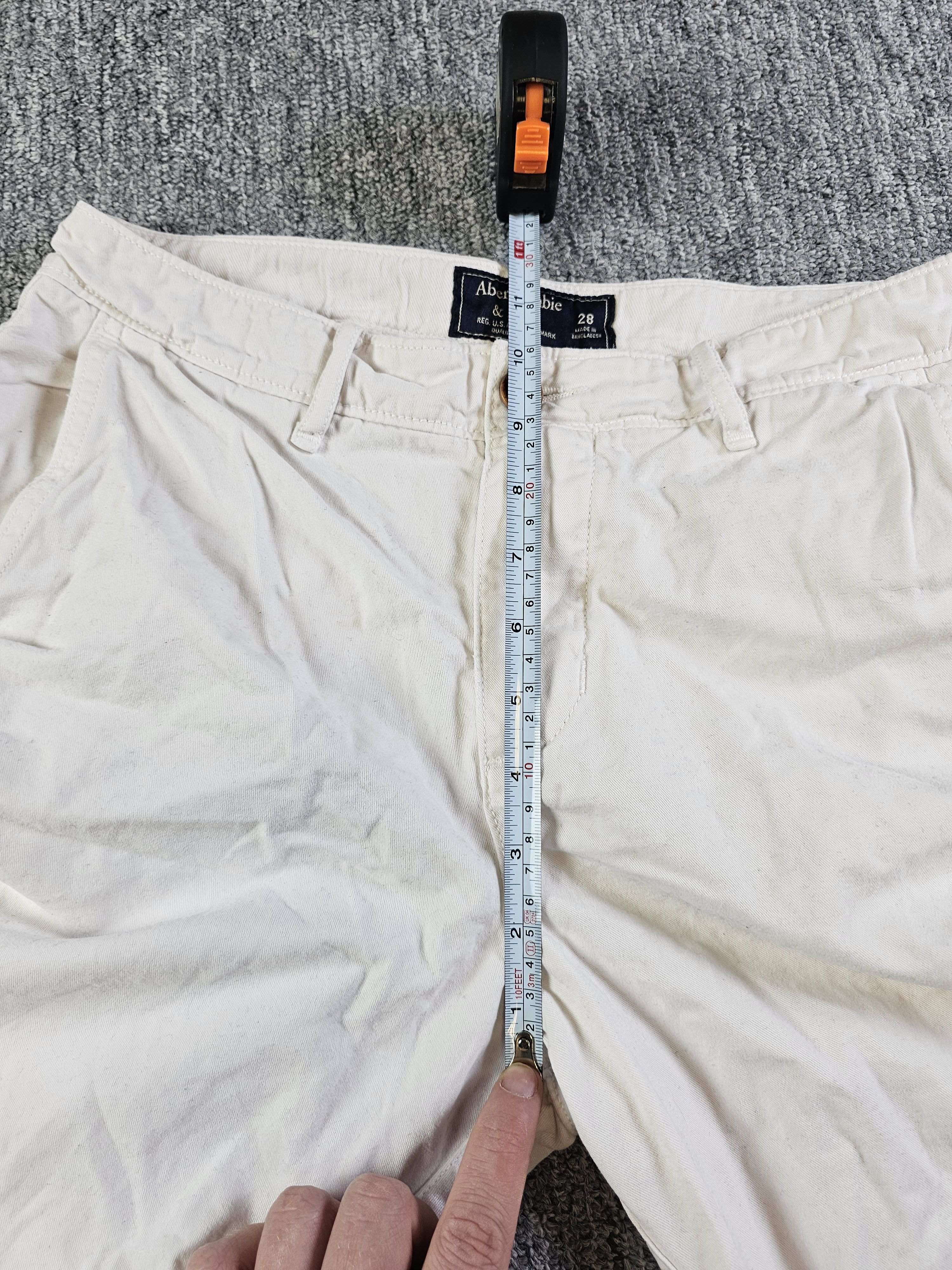 Abercrombie & Fitch Abercrombie & Fitch Khaki Chino Shorts Flat Front Cotton W28 Size US 28 / EU 44 - 9 Thumbnail