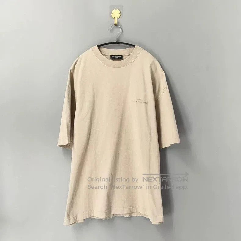 Balenciaga Balenciaga Beige Logo Embroidered Short-Sleeve T-Shirt. Size US S / EU 44-46 / 1 - 1 Thumbnail