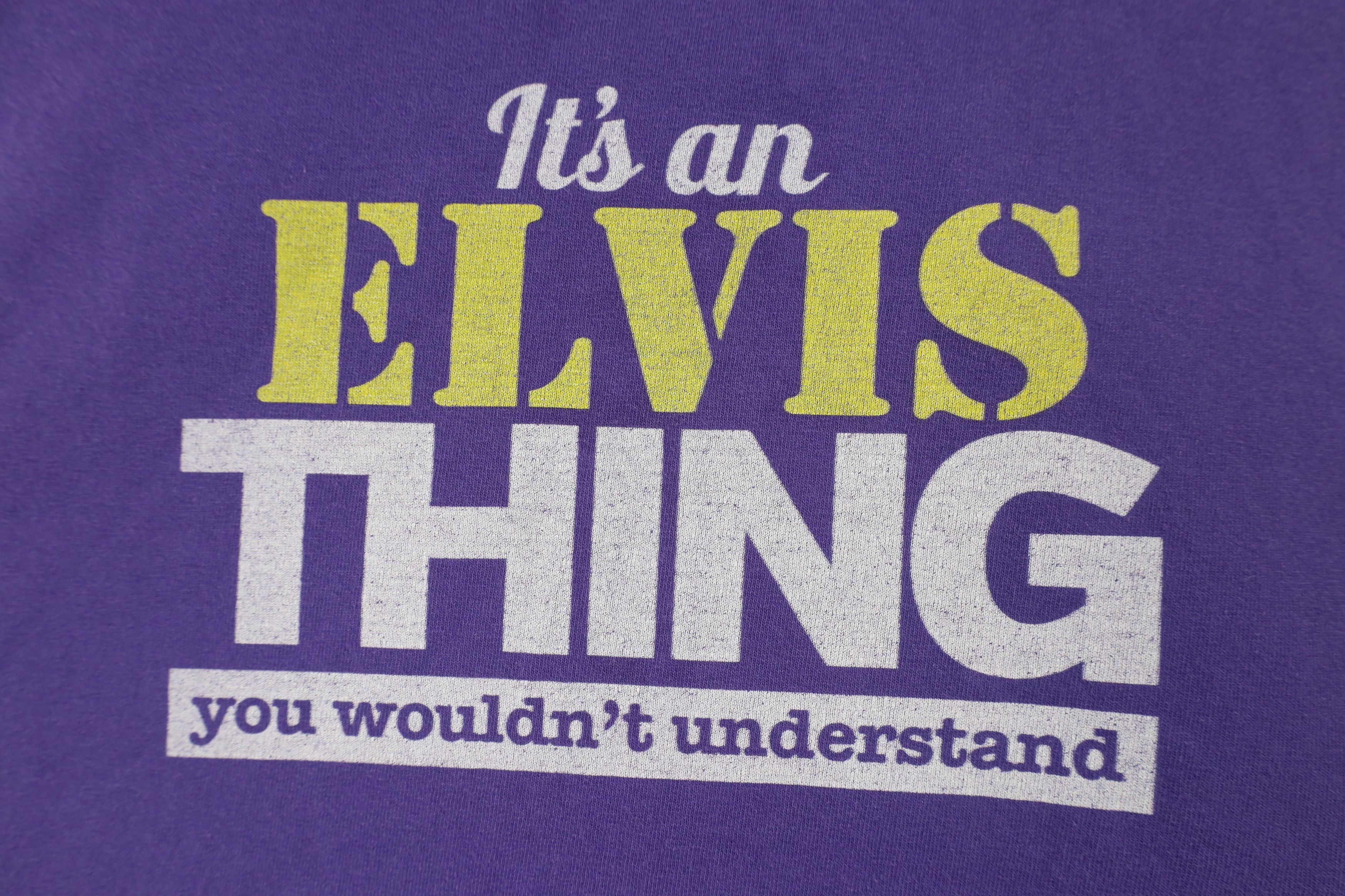 Vintage Vintage Y2K An Elvis Thing You Wouldn't Understand T-Shirt Size US XL / EU 56 / 4 - 4 Thumbnail