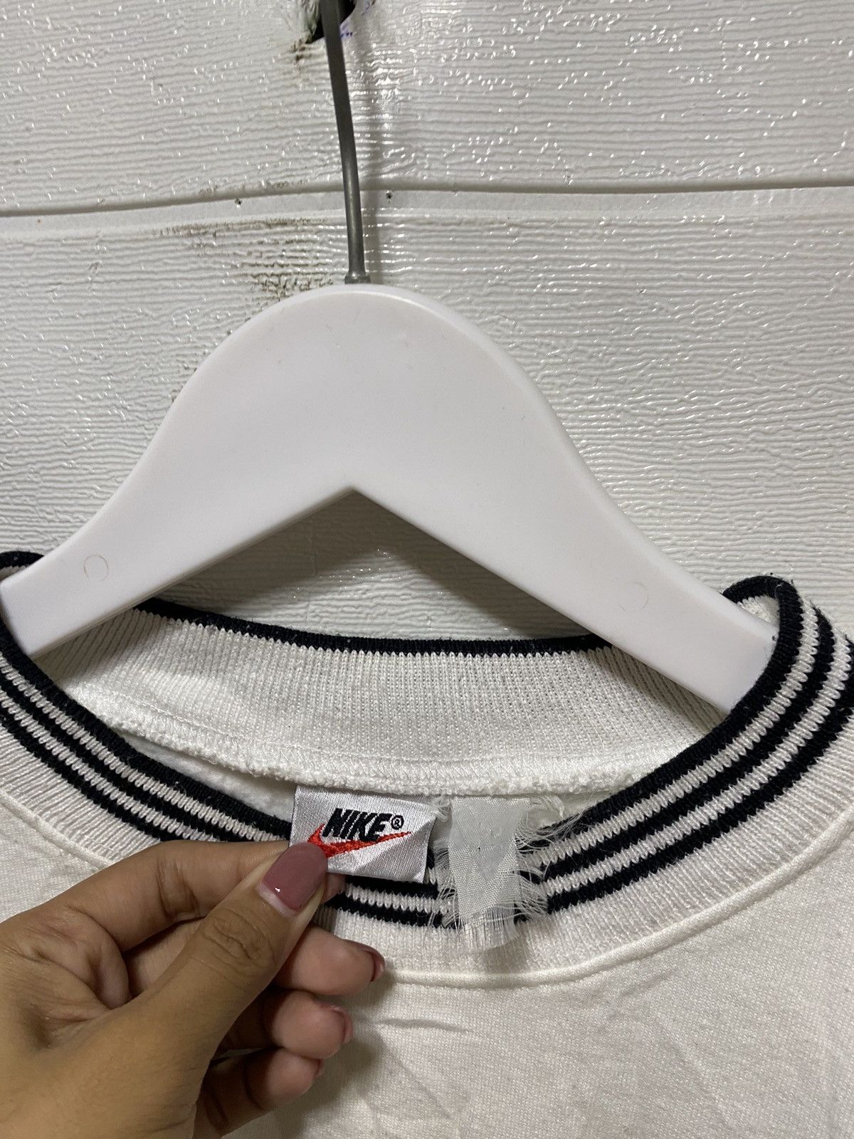 Nike Nike Vintage Crewneck Size US M / EU 48-50 / 2 - 3 Thumbnail