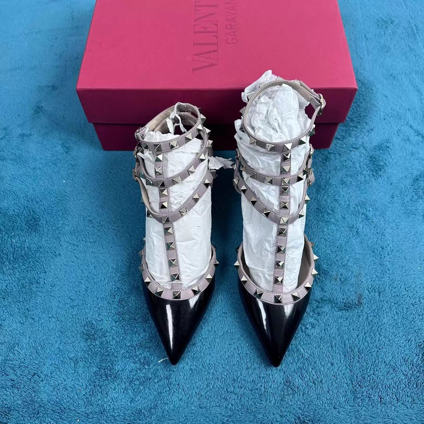 Valentino Valentino Rockstud 3-Ring Stud Patent Leather Black 37 Size US 6.5 / IT 36.5 - 1 Thumbnail