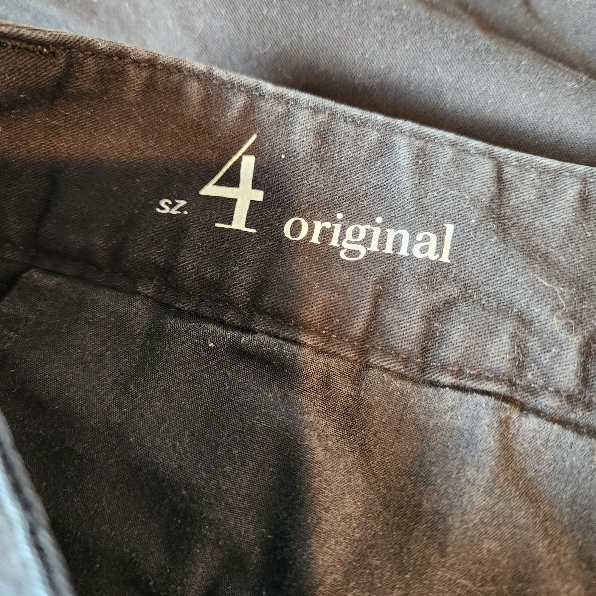 Loft Ann Taylor Loft Solid Black Chino Shorts Women's Size 4 Size 27" / US 4 / IT 40 - 4 Thumbnail