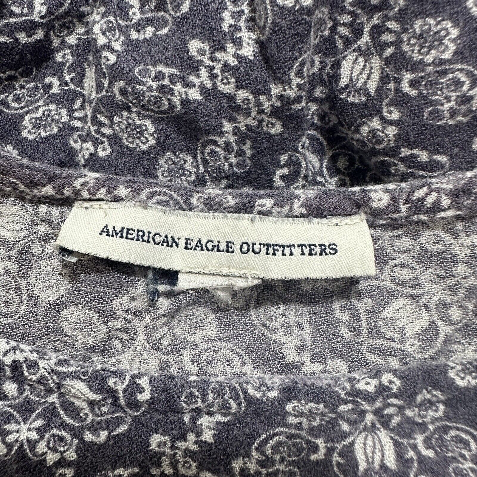 American Eagle Outfitters American Eagle Small Blue + White Floral Ruffle Blouse Top Size S / US 4 / IT 40 - 3 Thumbnail