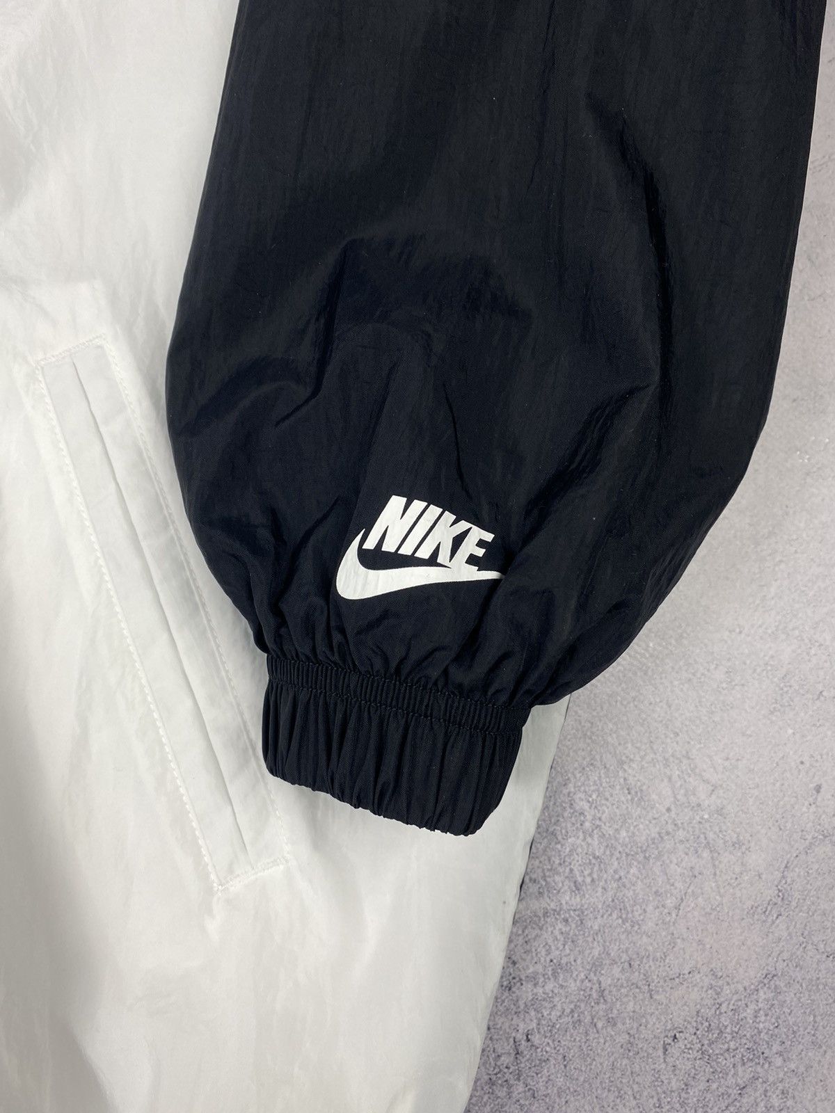 Nike New Nike Swoosh Big Logo Nylon Y2K Drill Jacket Bomber Size S / US 4 / IT 40 - 5 Thumbnail