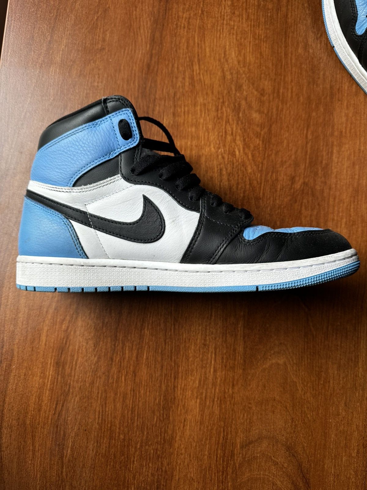 Jordan Brand Jordan 1 OG High Blue Size US 10.5 / EU 43-44 - 5 Thumbnail