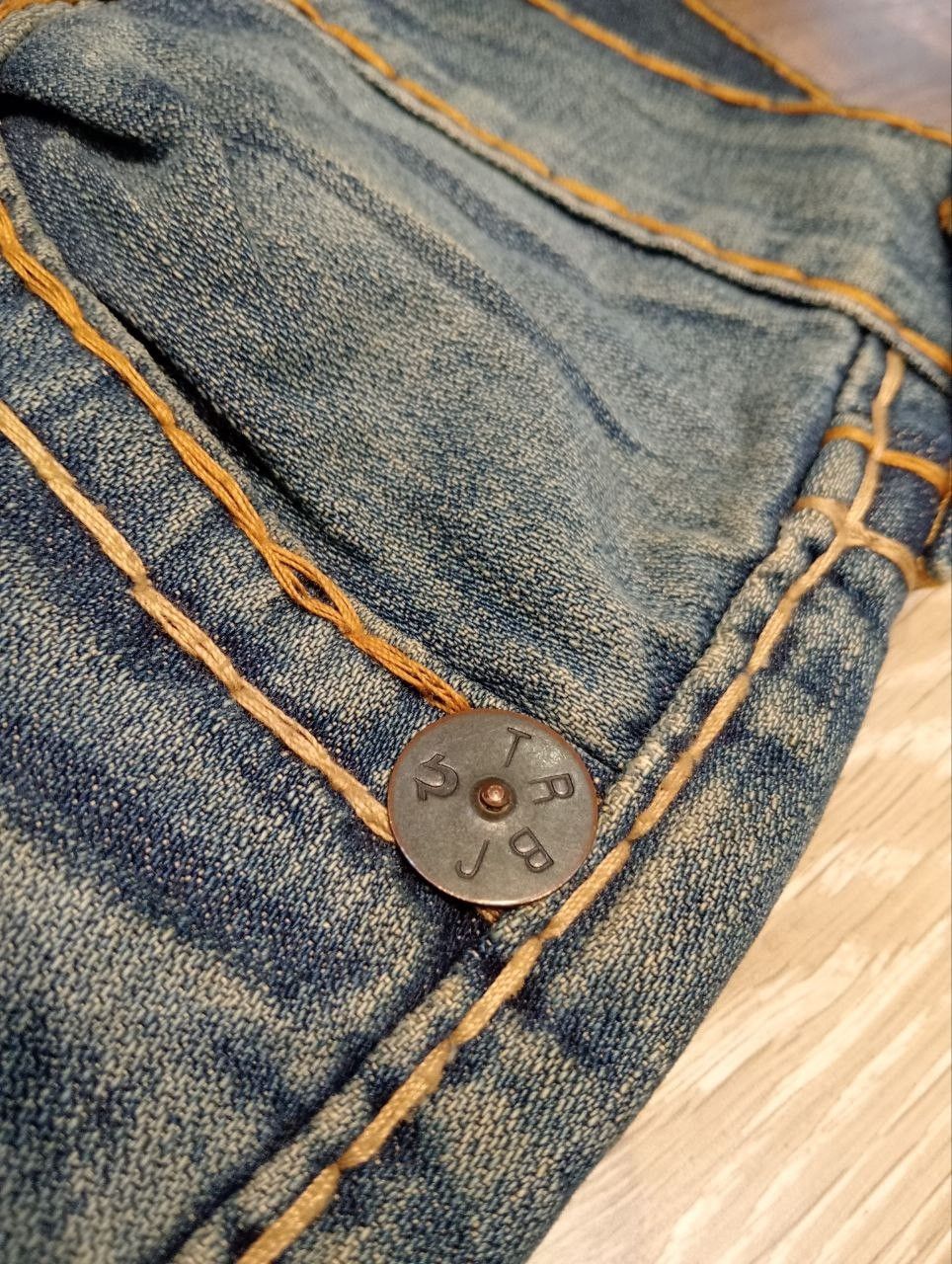 True Religion VINTAGE TRUE RELIGION WASHED BLUE DENIM PANTS Size US 29 - 7 Thumbnail