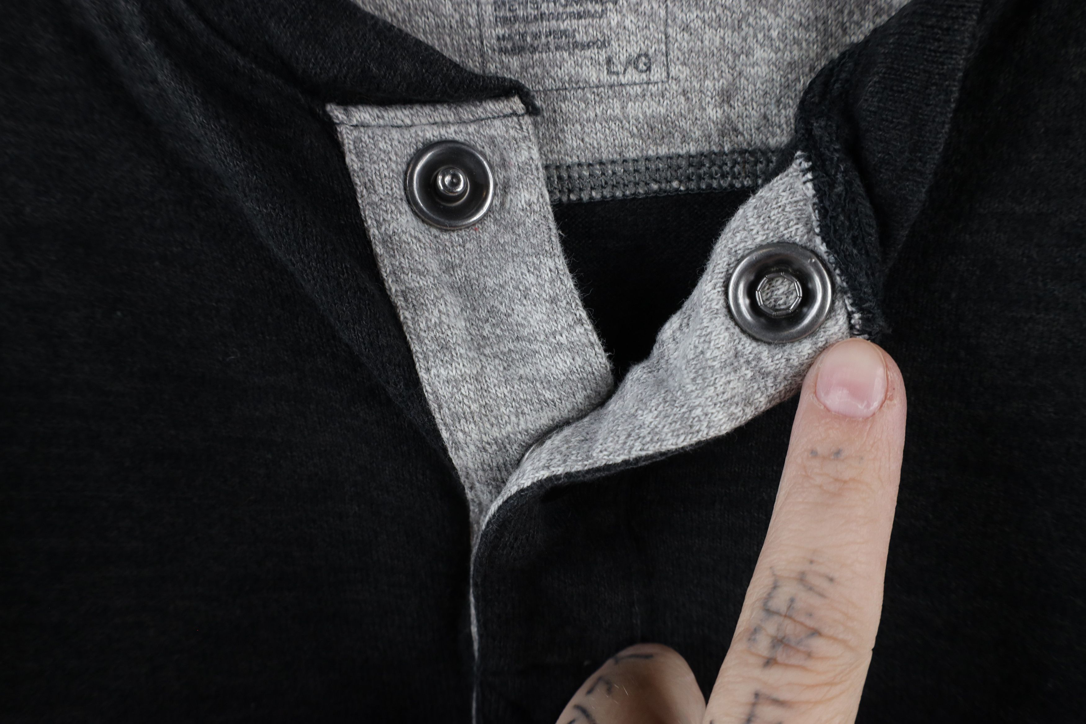 The North Face × Vintage The North Face Out Cotton Knit Long Sleeve Henley T-Shirt Size US L / EU 52-54 / 3 - 7 Thumbnail