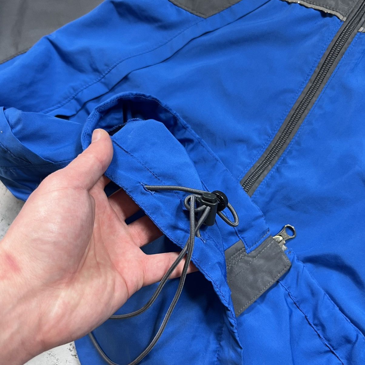 Nike 90s Nike Swoosh Vintage Gorpcore Windbreaker Jacket Size US L / EU 52-54 / 3 - 9 Thumbnail