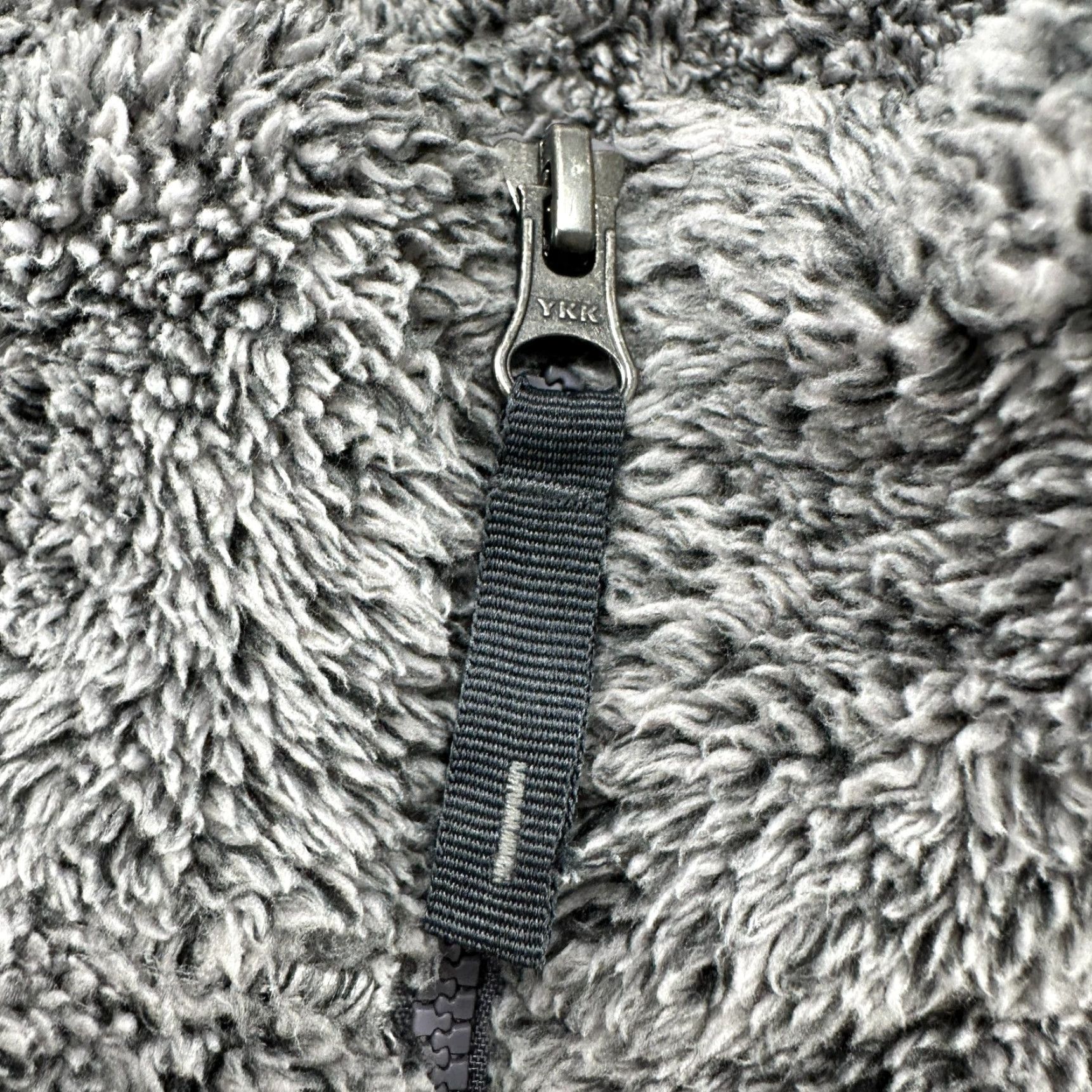 Vintage VINTAGE L.L. Bean Vest Womens Medium Gray Sherpa Fleece Polyester Deep Pile Mid-Length Zip Pockets Regular Women 90s Size M / US 6-8 / IT 42-44 - 3 Thumbnail