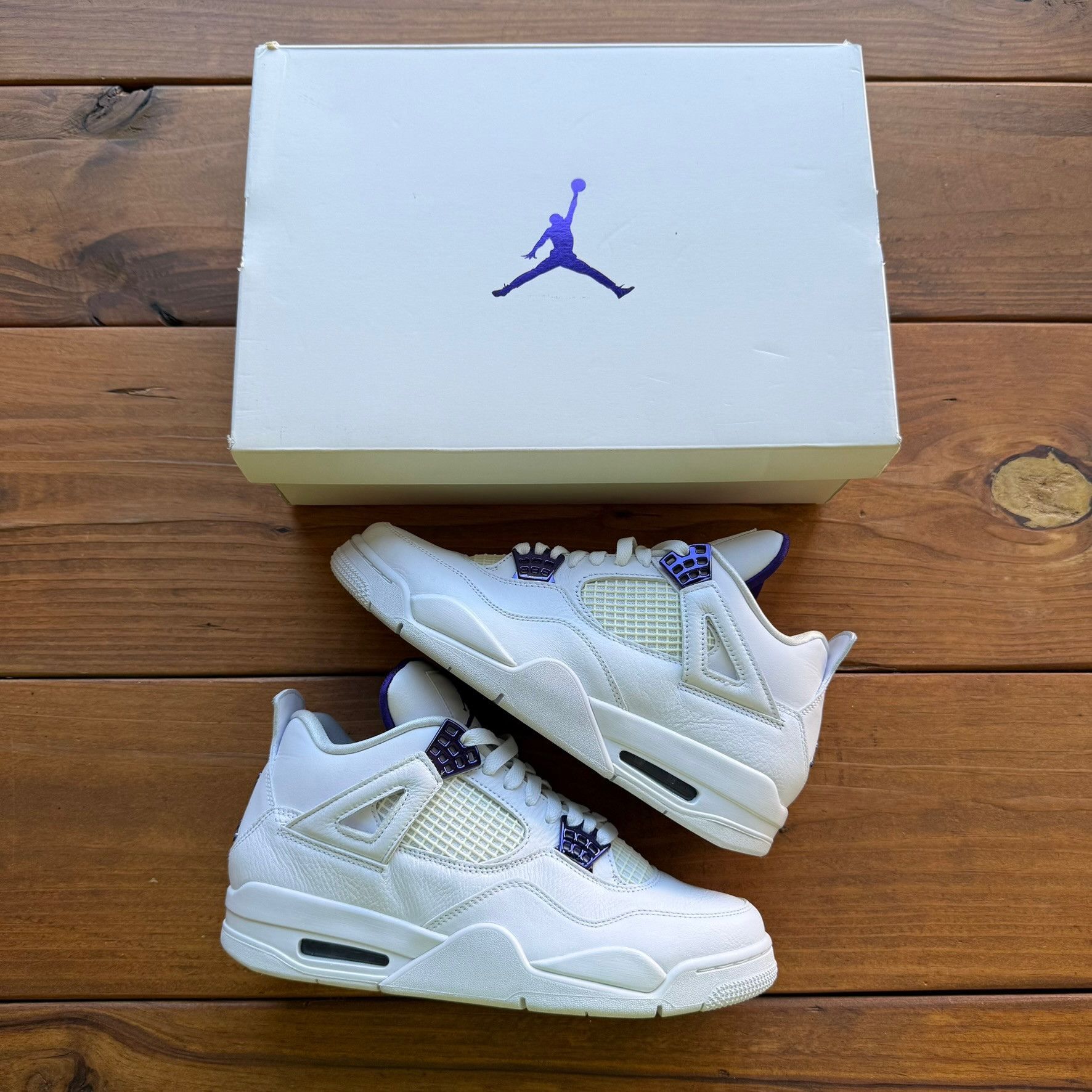 Jordan Brand Size 9 - Jordan 4 Retro 'Purple Metallic' Size US 9 / EU 42 - 1 Thumbnail