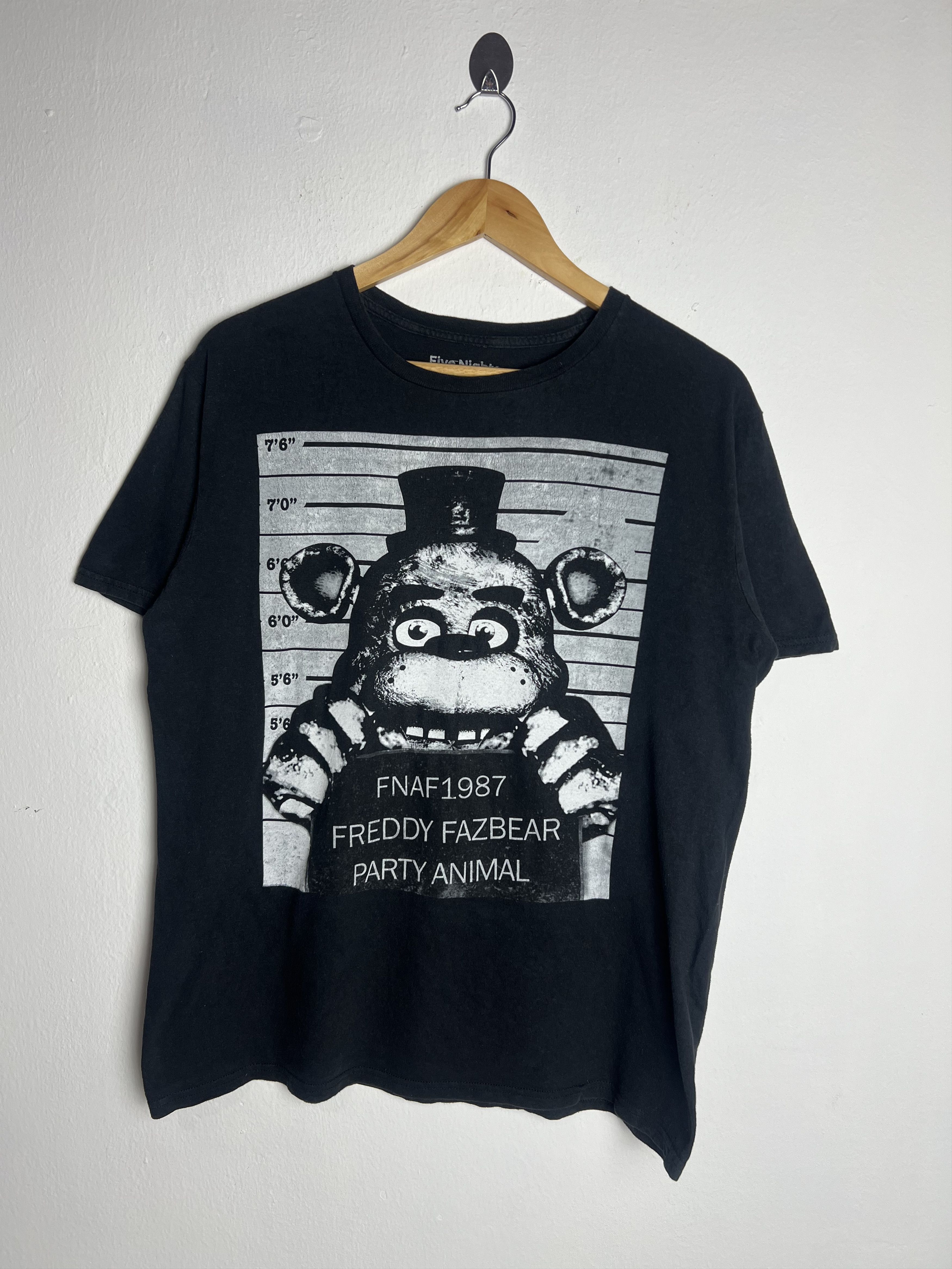 If Six Was Nine FNAF-Freddy Fazbear Mugshot Graphic Tee Size US L / EU 52-54 / 3 - 1 Thumbnail