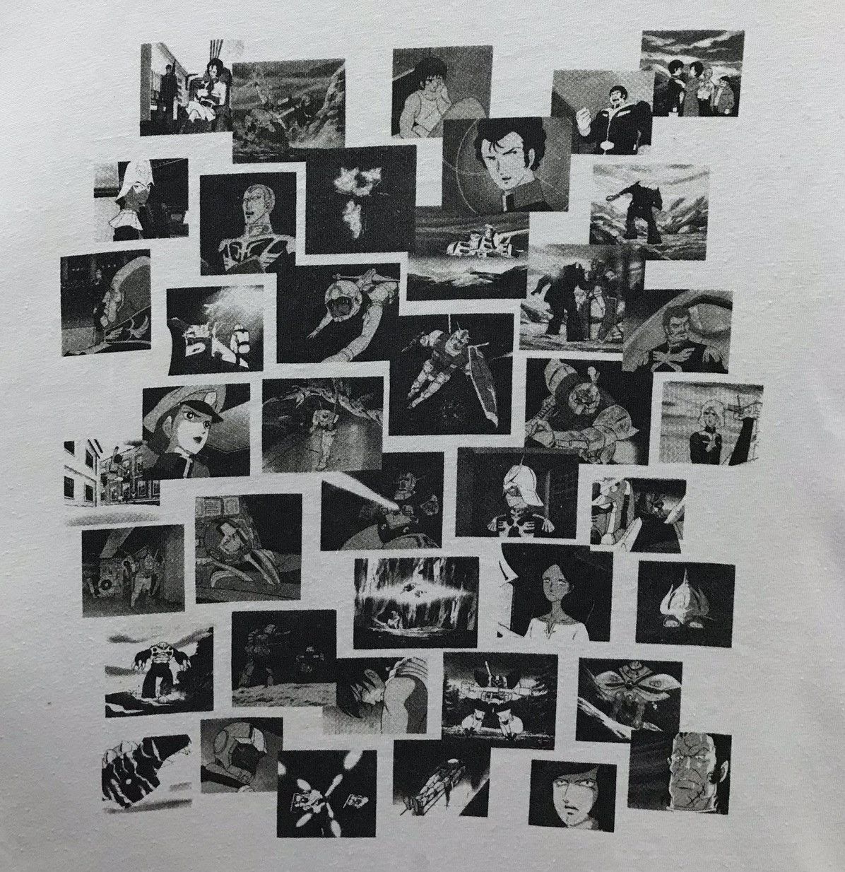 Anime × Japanese Brand × Uniqlo Vintage Uniqlo Mobile Suit Gundam Shirt Size US L / EU 52-54 / 3 - 3 Thumbnail