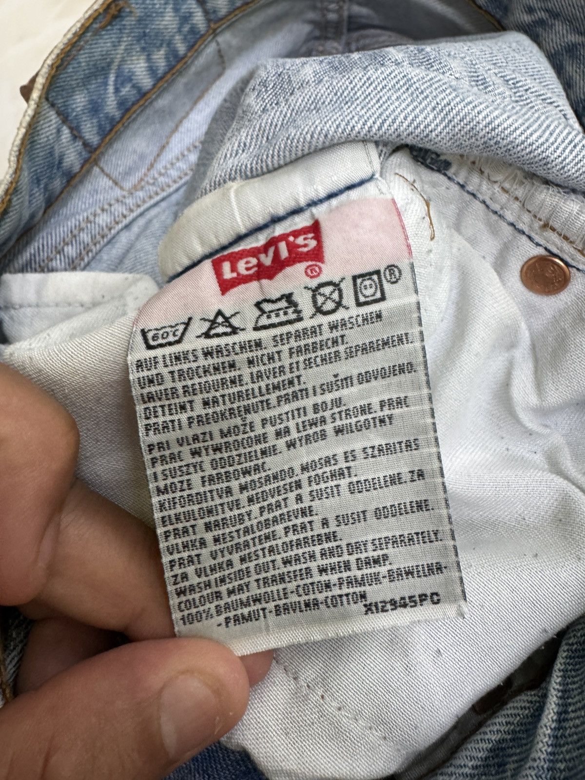 Levi's Vintage Levi’s 501 Distressed Knee Rip Patchwork Denim Jeans Size US 27 - 17 Thumbnail