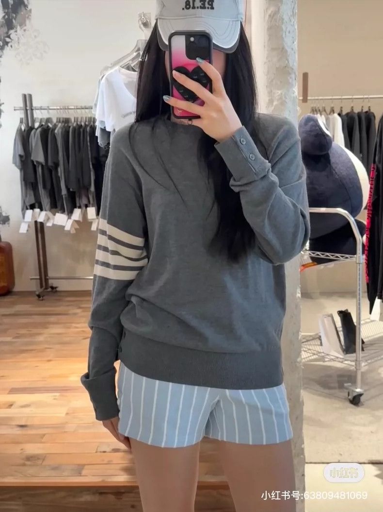 Thom Browne Thom Browne Blue and white striped pull-on shorts Size 26" / US 2 / IT 38 - 5 Thumbnail
