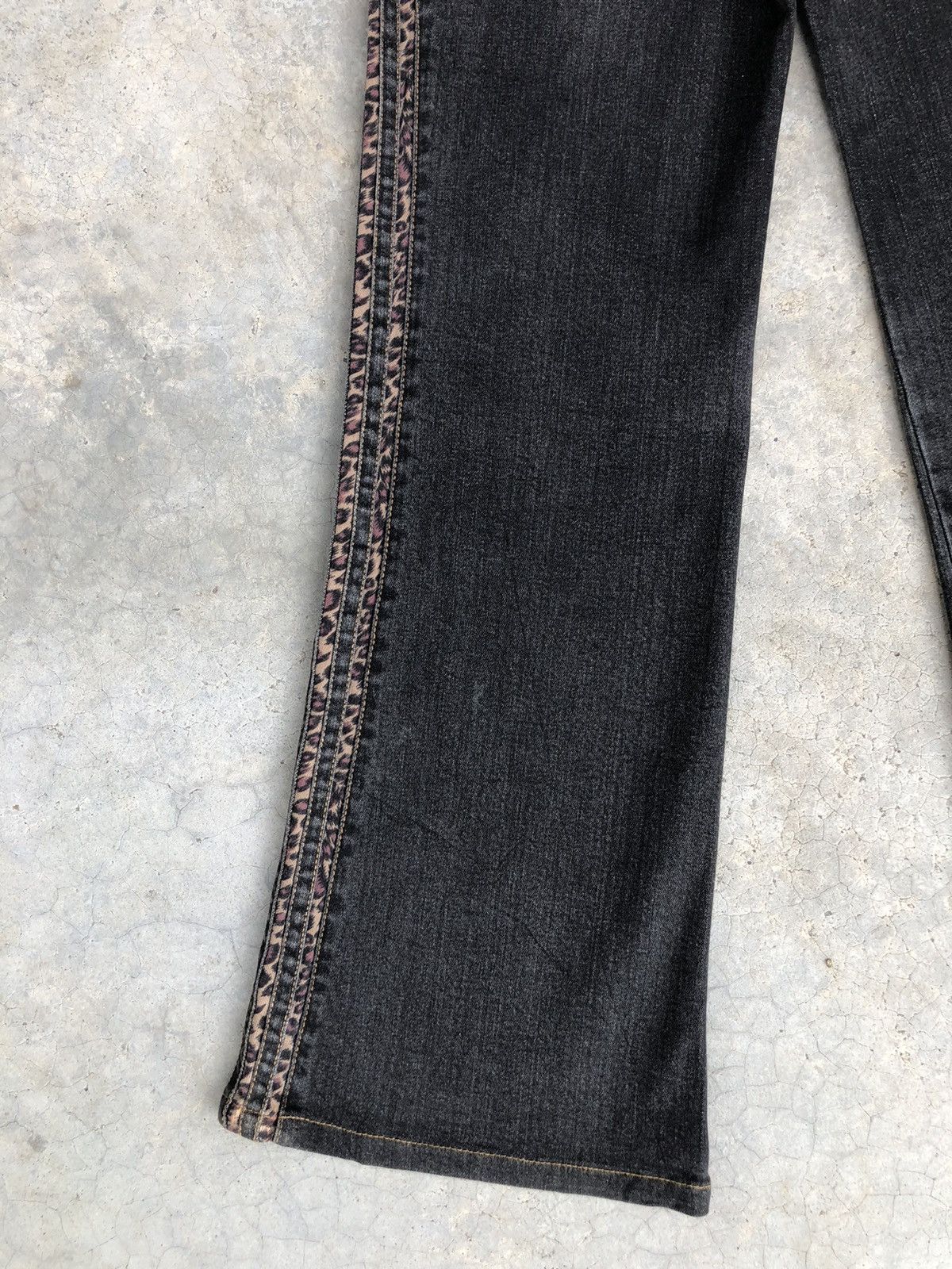 If Six Was Nine Jouer Bu Flared Jeans Distressed Jeans Size US 30 / EU 46 - 11 Thumbnail