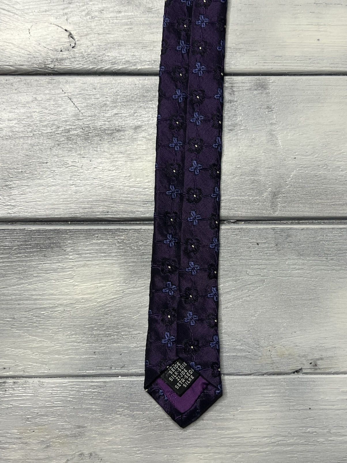 Balmain Rare Luxury Tie Balmain 100% Silk Flowers Size ONE SIZE - 7 Thumbnail