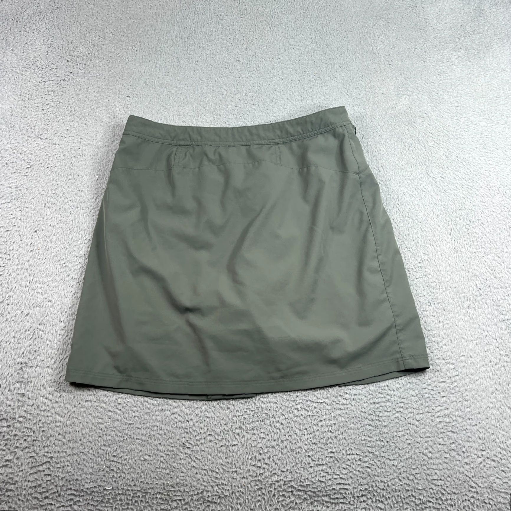 Vintage REI Womens Skirt A-Line Above Knee Zip Pocket Stretch Green 12 Skirt Sz 12 Regular UPF 30+ Polyester"} Size 34" / US 12 / IT 48 - 5 Thumbnail