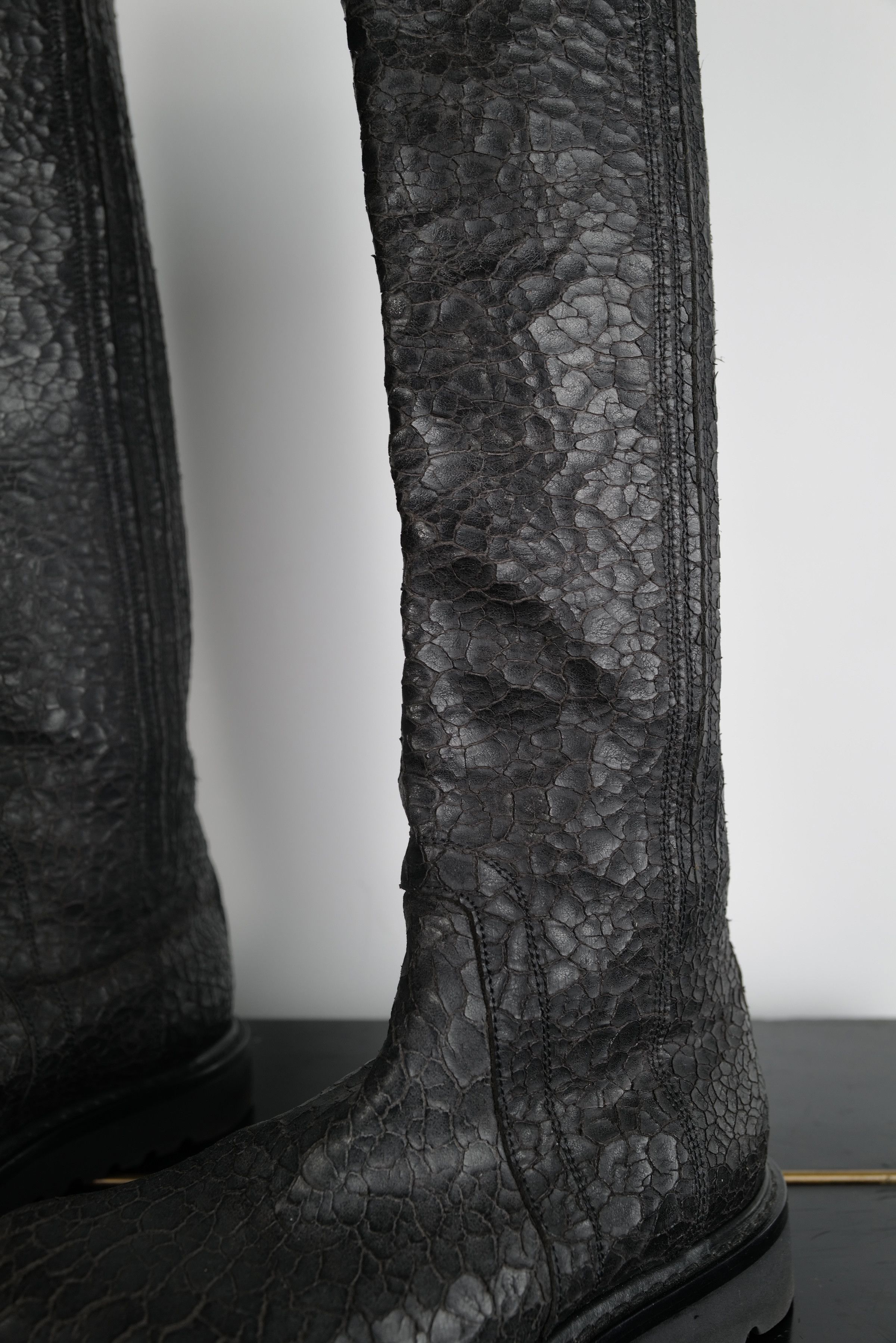 Rick Owens Rick Owens Cracked Leather Knee Boots Size US 7 / IT 37 - 6 Thumbnail