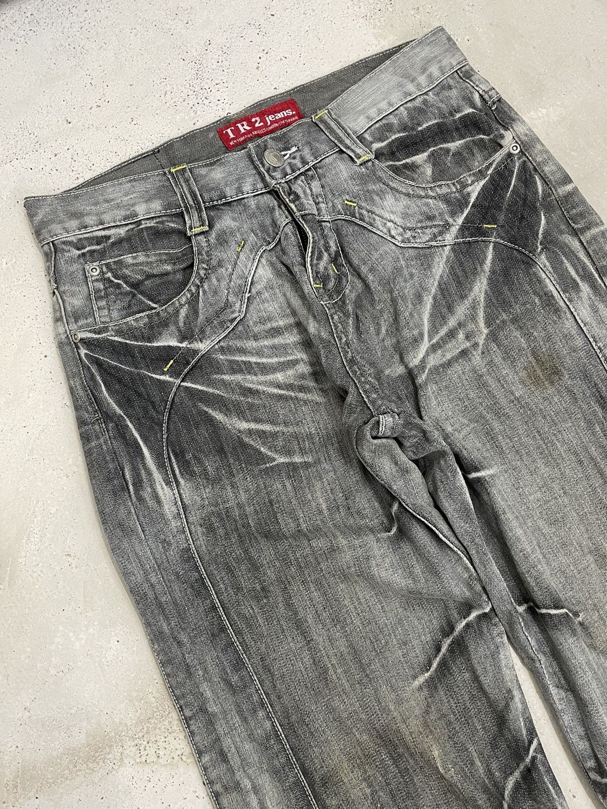 Japanese Brand TR2 Grey Bleach Whisker Semantic Design Denim Size US 30 / EU 46 - 3 Thumbnail