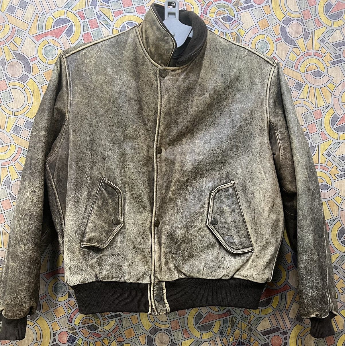Chevignon Leather flight jacket CHEVIGNON ROLL AIRFLYTE. (GJ36) Size US M / EU 48-50 / 2 - 19 Thumbnail