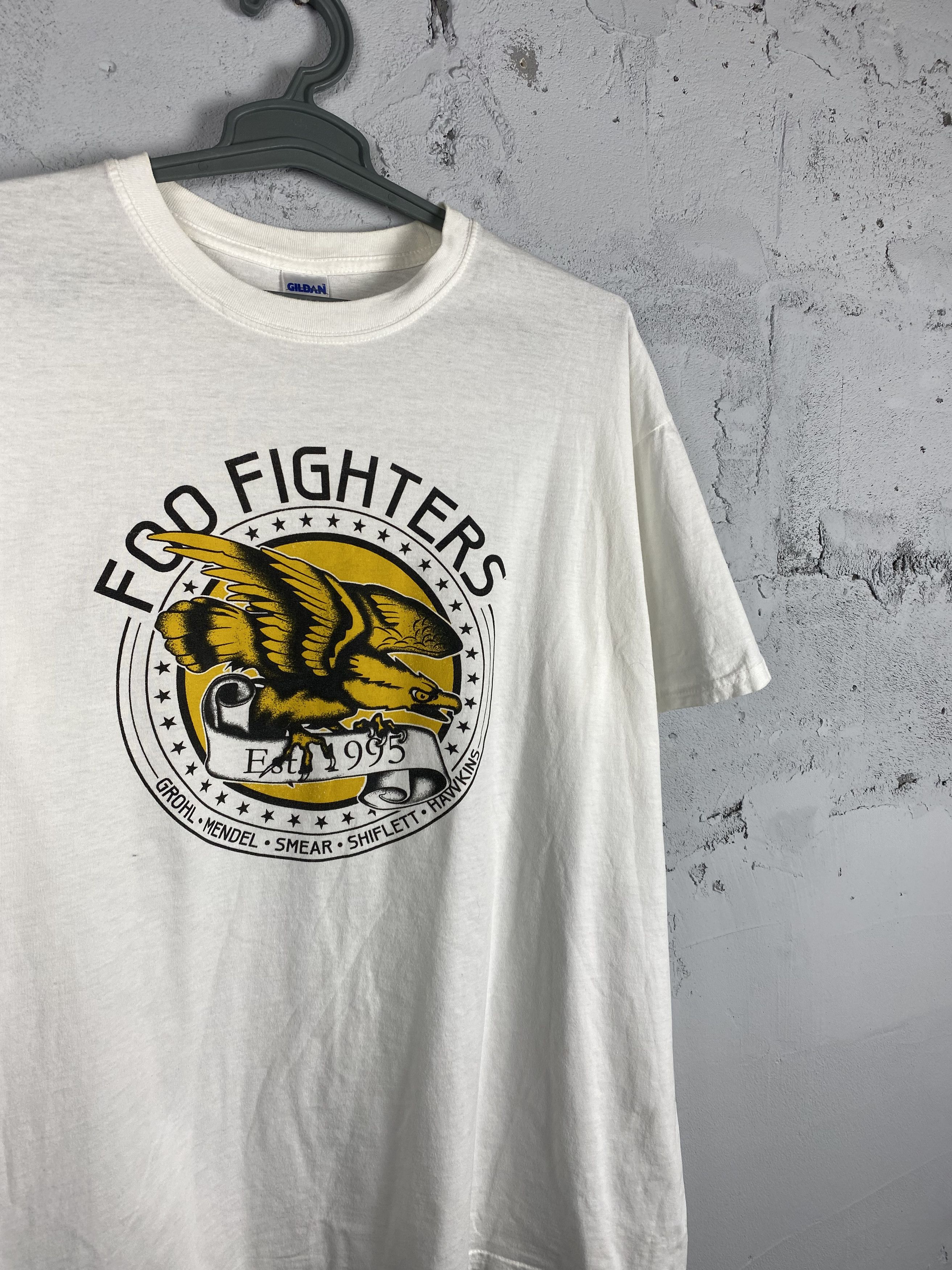 Band Tees × Vintage Vintage Foo Fighters T Shirt Rare Xl Size US XL / EU 56 / 4 - 2 Thumbnail