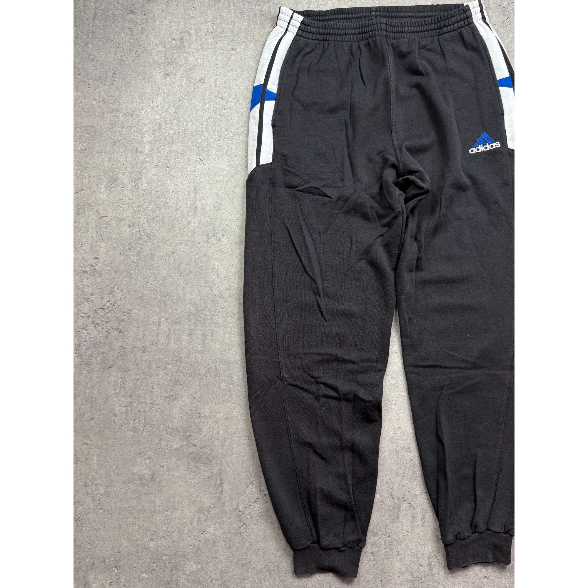 Adidas VINTAGE 90s Adidas Tracksuit Bottoms • Rare Flag Tag • Size Size US 34 / EU 50 - 10 Thumbnail