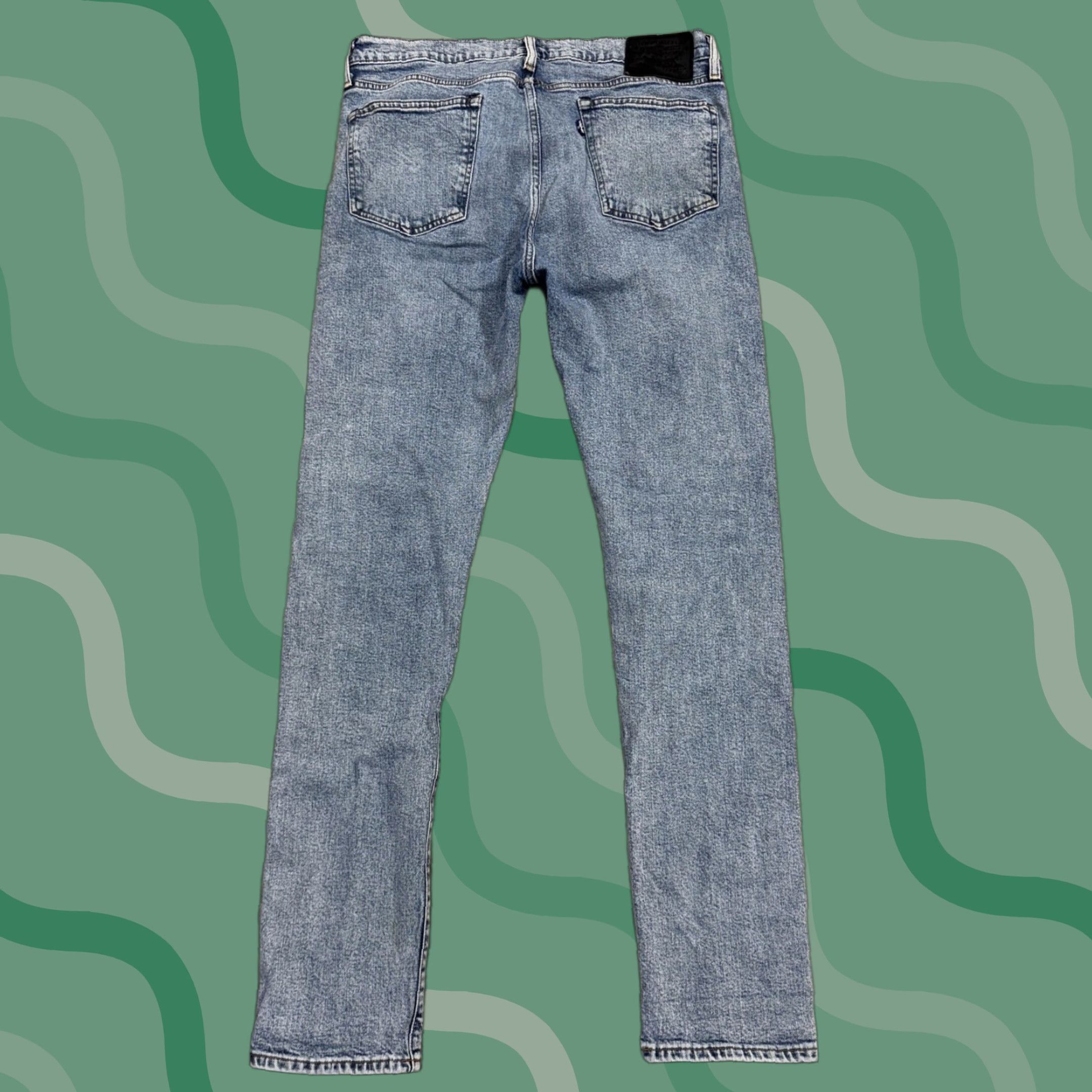 Levi's VINTAGE Levi's 510 Jeans Mens 33x34 Light Wash Blue Skinny Made & Crafted Denim Zip Fly Levi's 510 Mens Jeans Blue Light Skinny 90s Mens Size US 33 - 1 Thumbnail