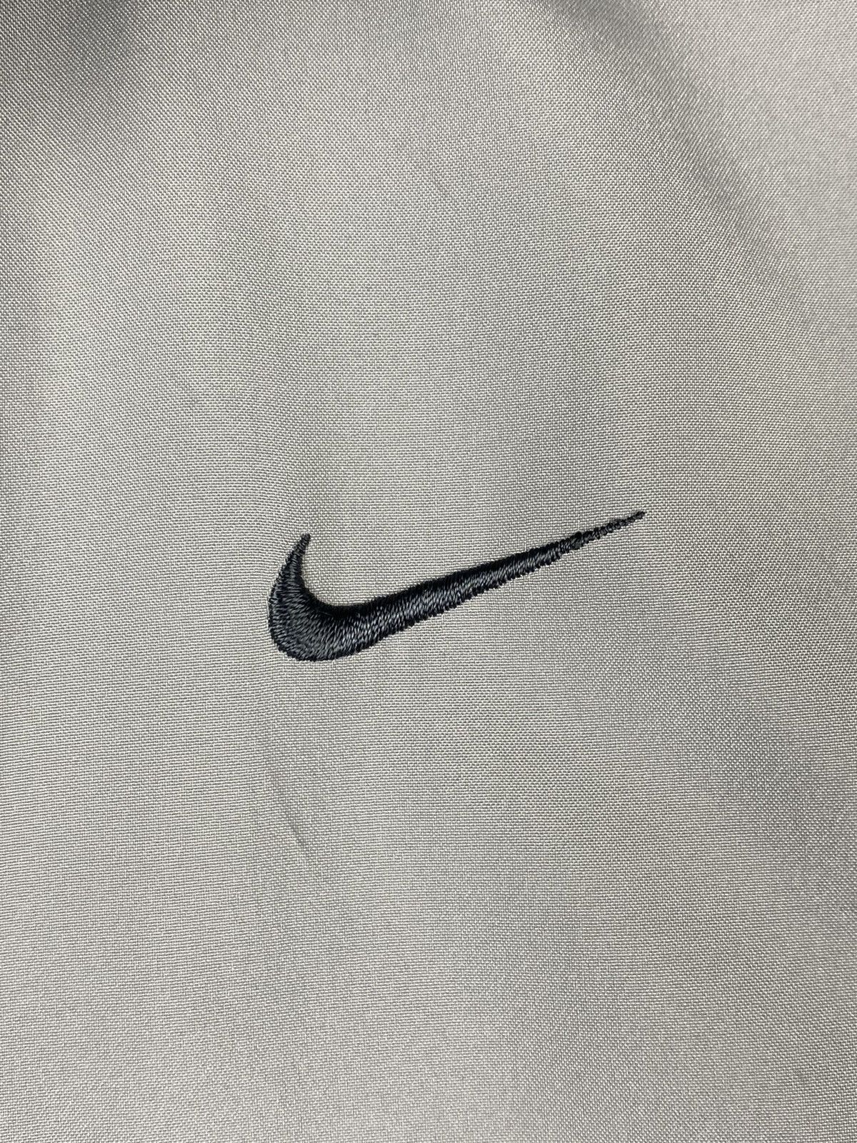 Nike Vintage Nike Windbreaker Drill Y2K Jacket Size M Size US M / EU 48-50 / 2 - 6 Thumbnail