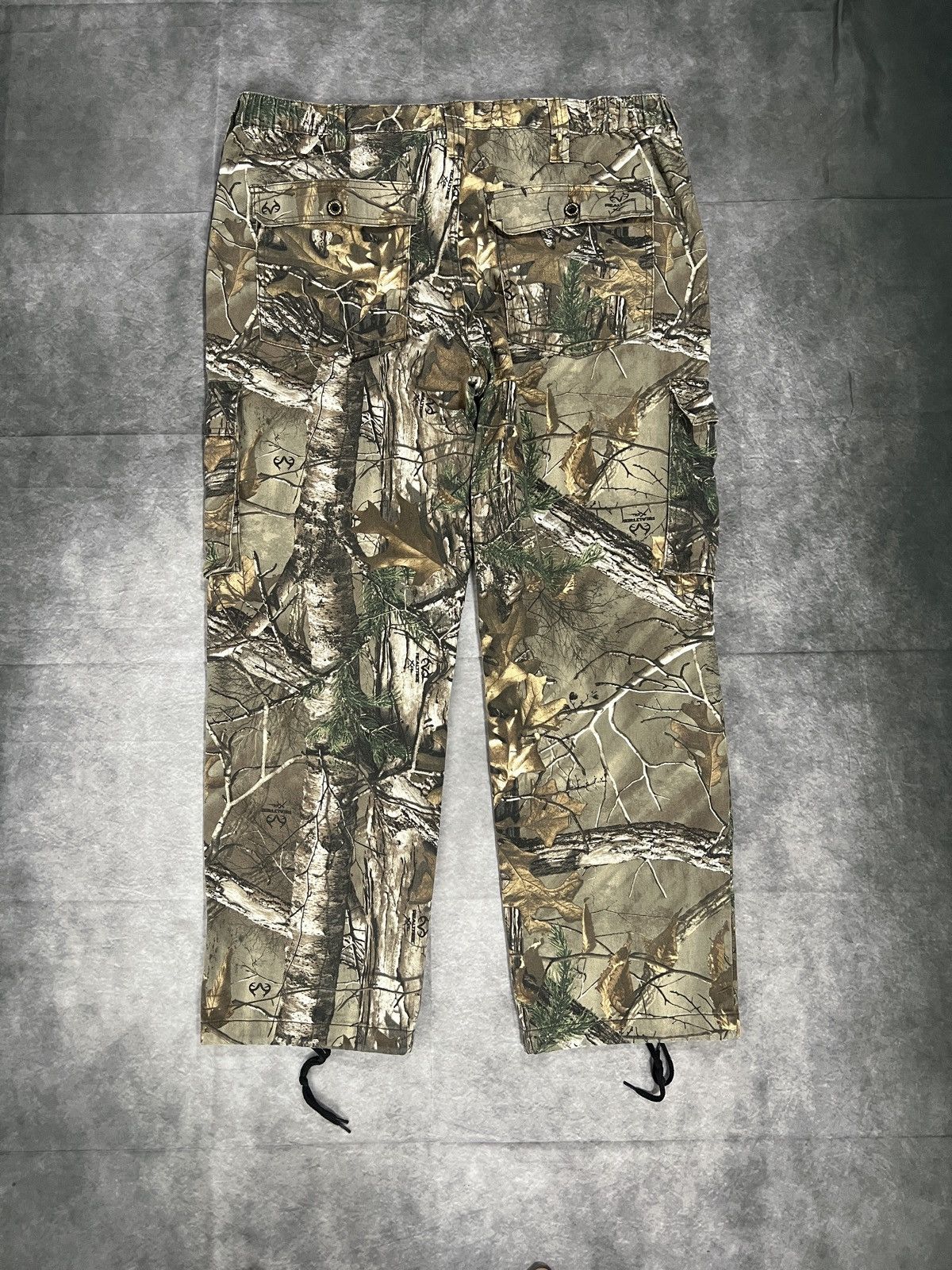 Realtree Realtree Camouflage Cargo Pants Mens Hunting Utility w/Hem Size US 40 / EU 56 - 2 Thumbnail