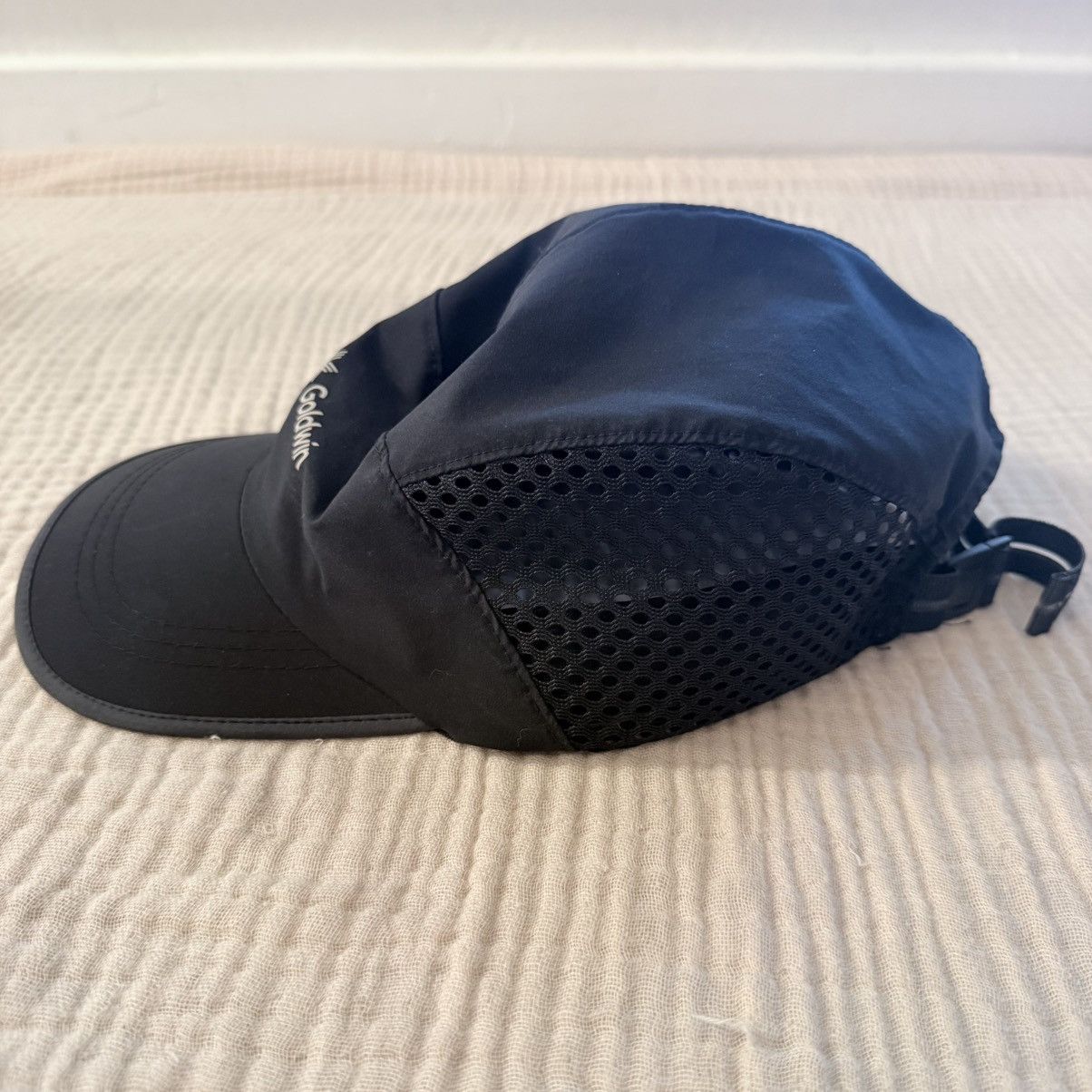 Goldwin Goldwin black mesh trail hat Size ONE SIZE - 4 Thumbnail