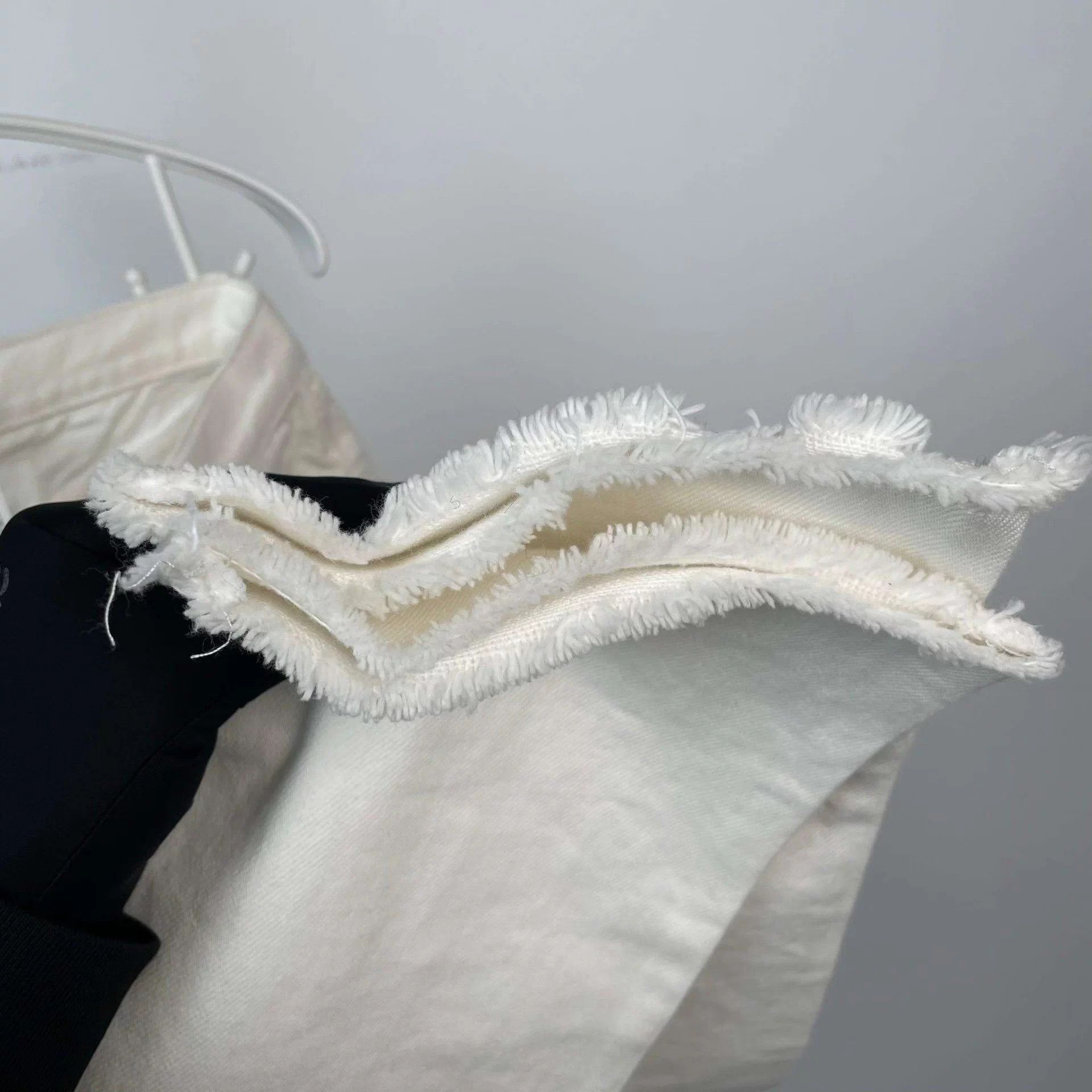 Celine Celine white pants size 38 Size US 38 / EU 54 - 9 Thumbnail