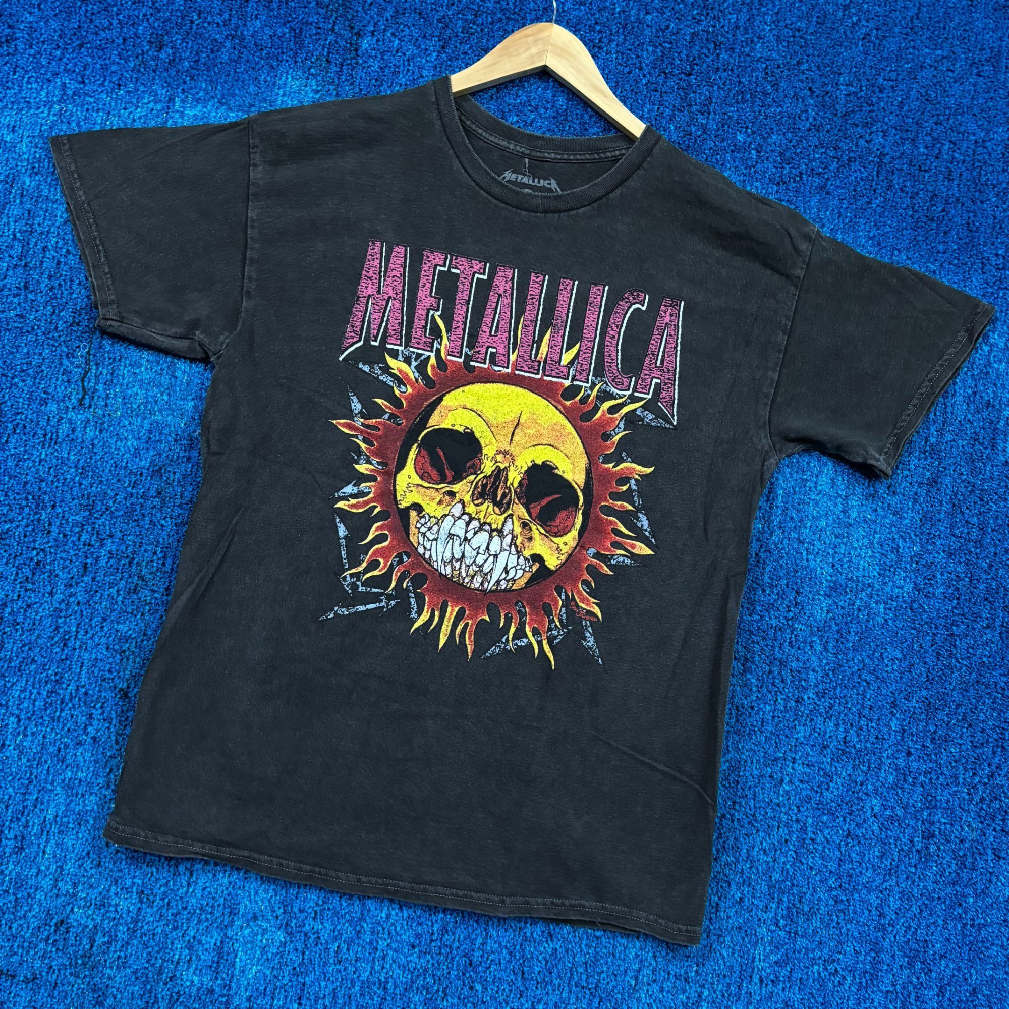 Metallica Metallica Poor Re-Touring ME 98 Sun Heavy Metal Band Tee M Size US M / EU 48-50 / 2 - 3 Thumbnail