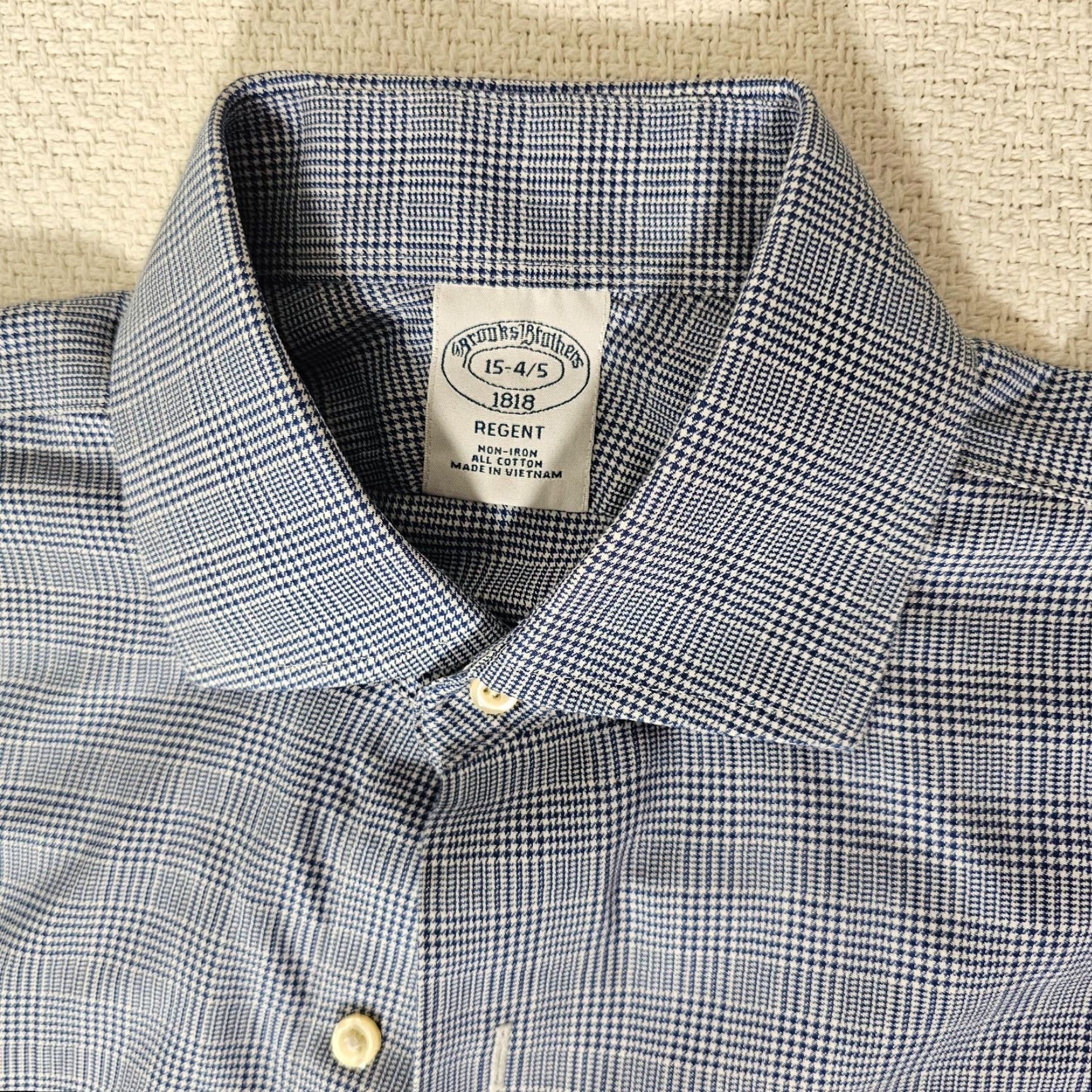 Brooks Brothers Brooks Brothers Dress Shirt Men 15 Blue plaid Casual Button-Down Collar Non Iron Regular Cuffs Vintage? No Size US M / EU 48-50 / 2 - 2 Thumbnail
