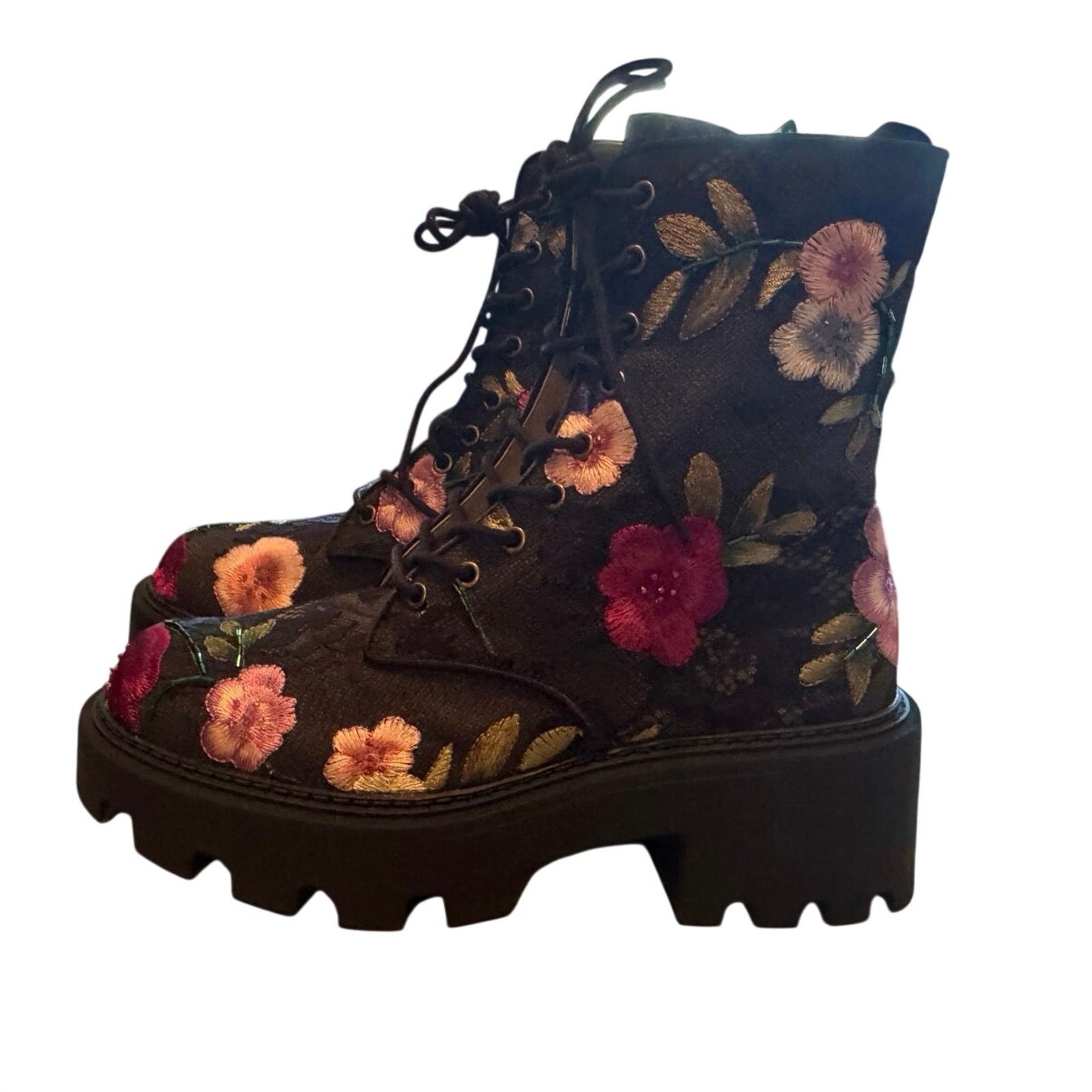 Betsey Johnson BETSEY JOHNSON Polli Beaded Floral Combat Boot Size 10 New Size US 10 / IT 40 - 11 Thumbnail