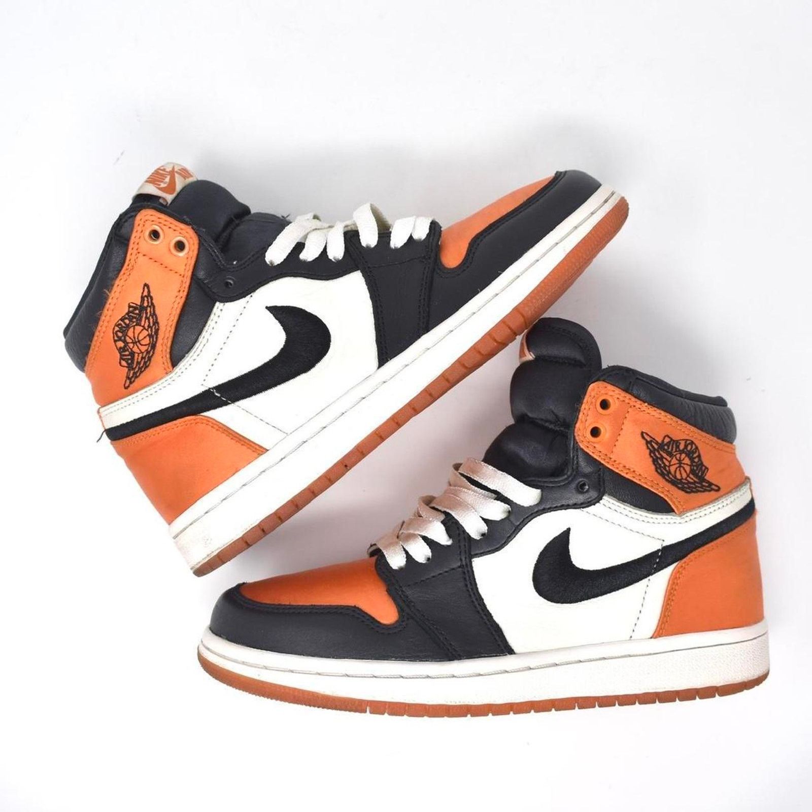 Jordan Brand 2018 Jordan 1 Satin Shattered Backboard Size US 5 / IT 35 - 2 Thumbnail