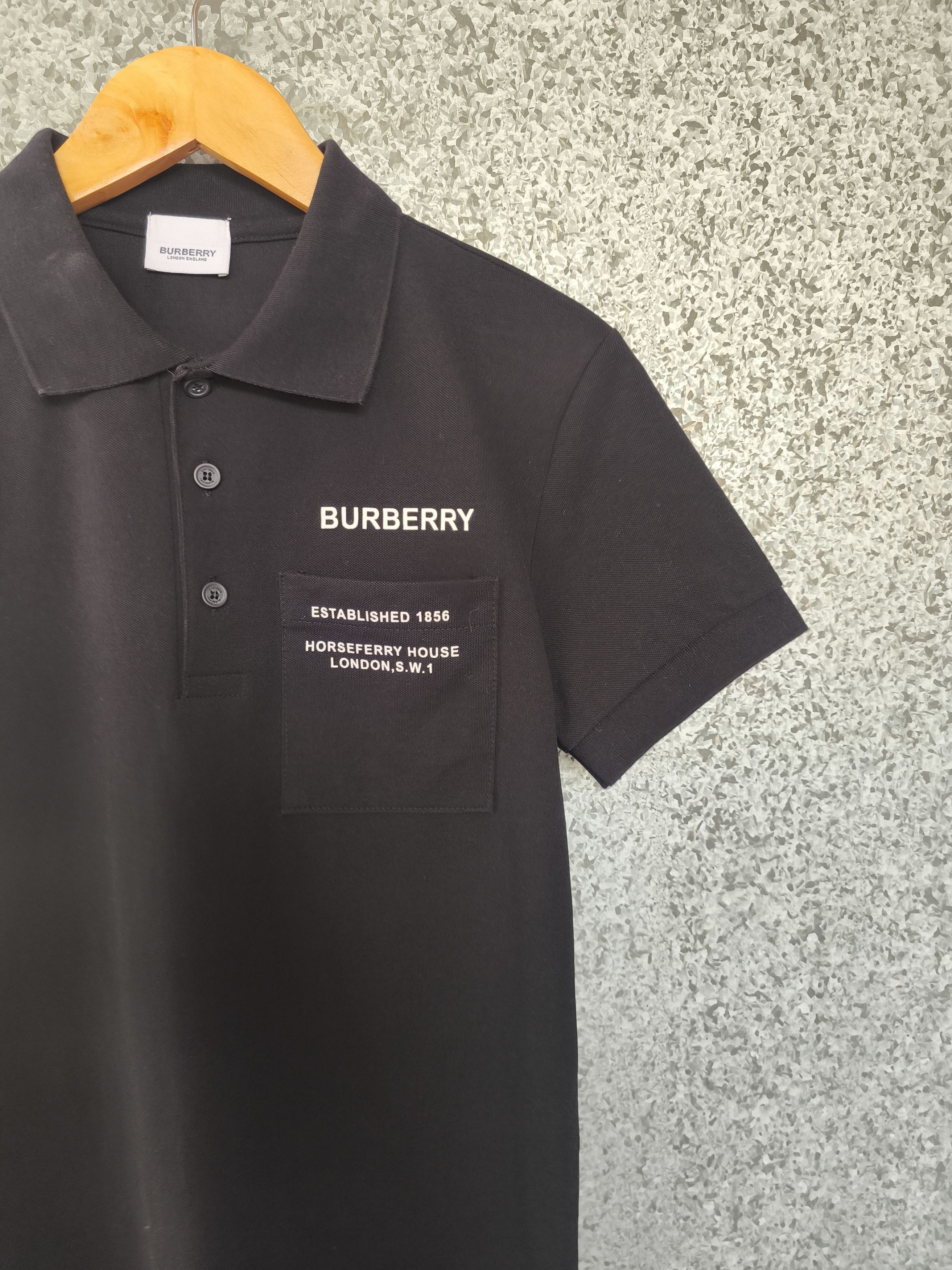 Burberry Authentic Burberry polo t shirt collar Size US S / EU 44-46 / 1 - 1 Thumbnail