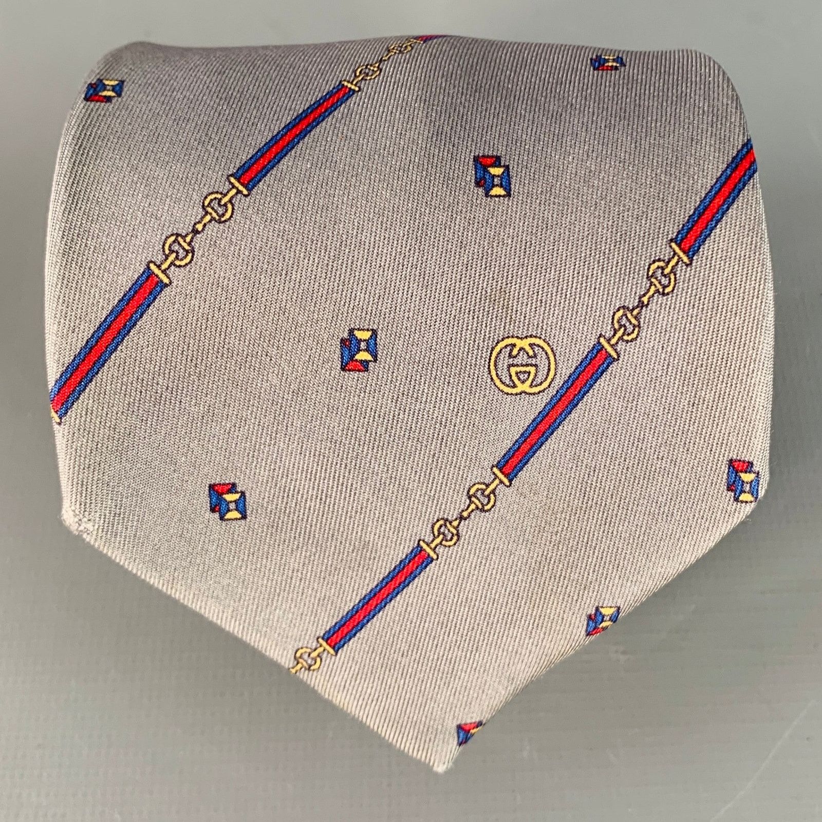 Gucci Vintage Slate Grey Red Horsebit Diagonal Stripe Silk Tie Size ONE SIZE - 1 Thumbnail
