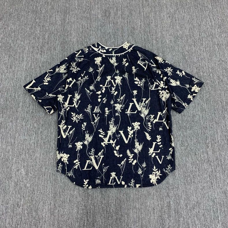 Louis Vuitton LOUIS VUITTON Dark blue wheat-ear denim short sleeve shirt Size US L / EU 52-54 / 3 - 2 Thumbnail
