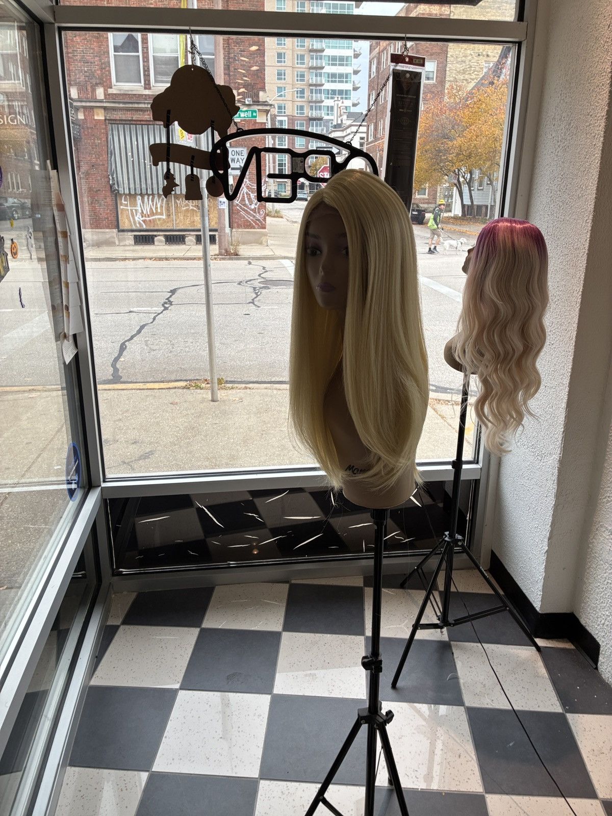 Other Tess wigs Size ONE SIZE - 11 Thumbnail