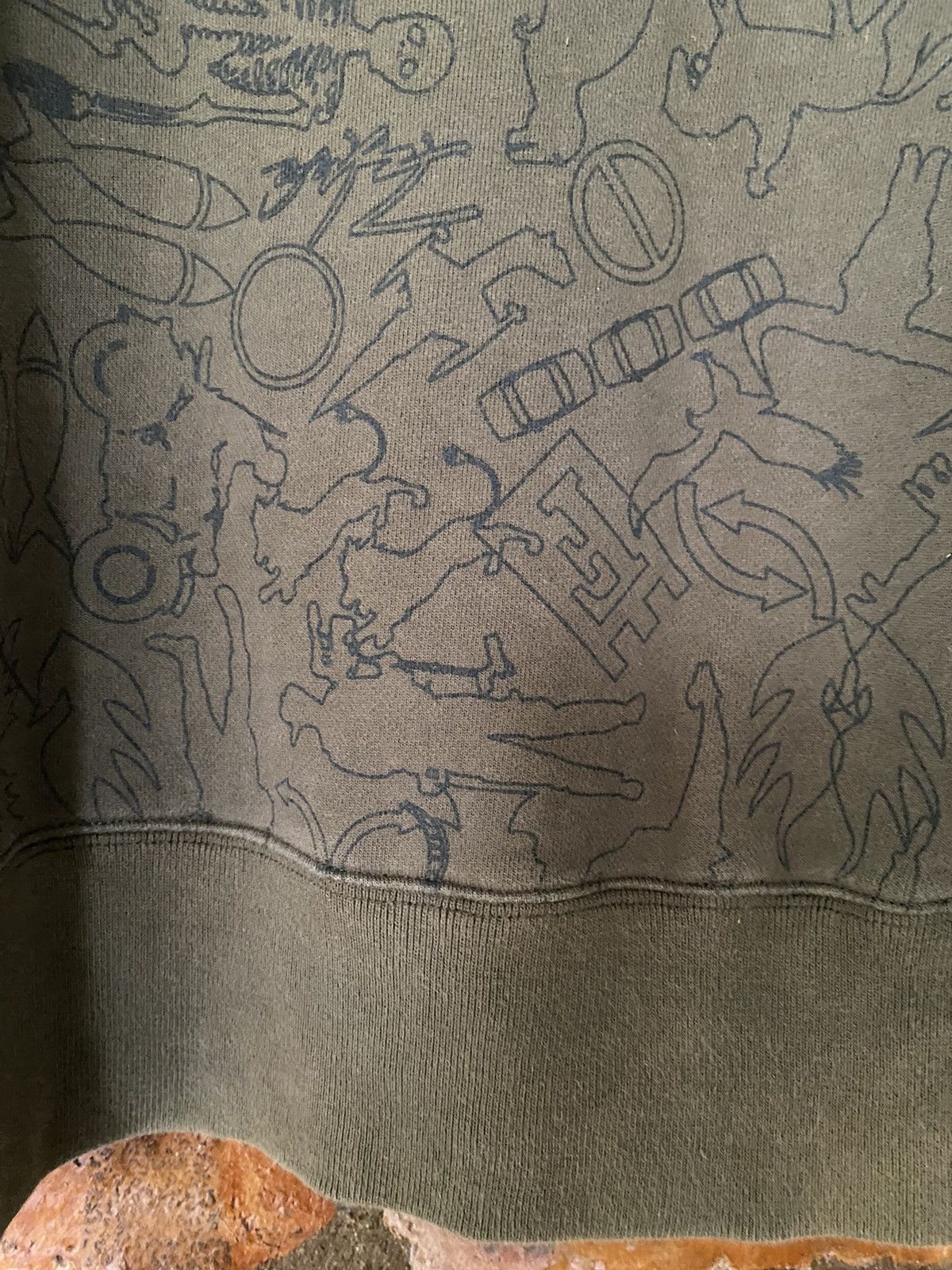 Futura OG 2000s Futura Pencil Grafiti all logo sweatshirts Size US XL / EU 56 / 4 - 10 Thumbnail