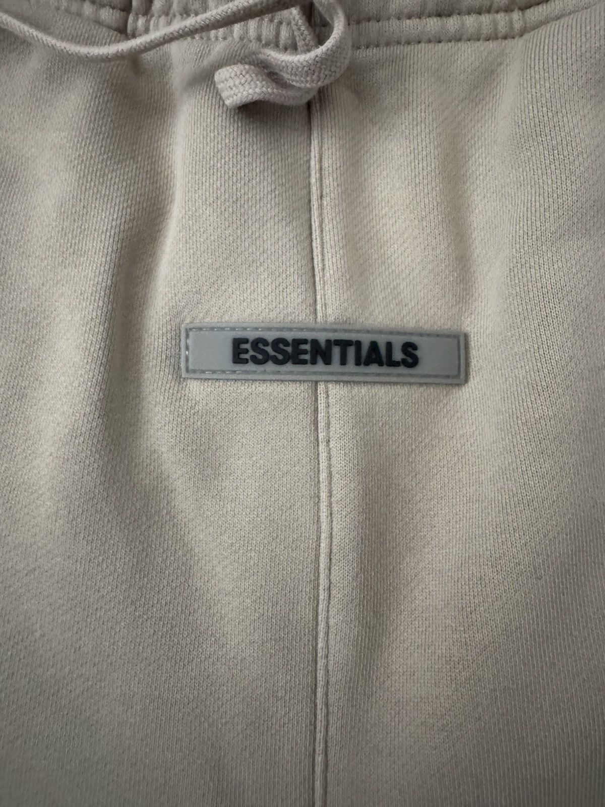 Fear of God Fear of God Essentials Sweatpants Tan (M) Size US 32 / EU 48 - 4 Thumbnail