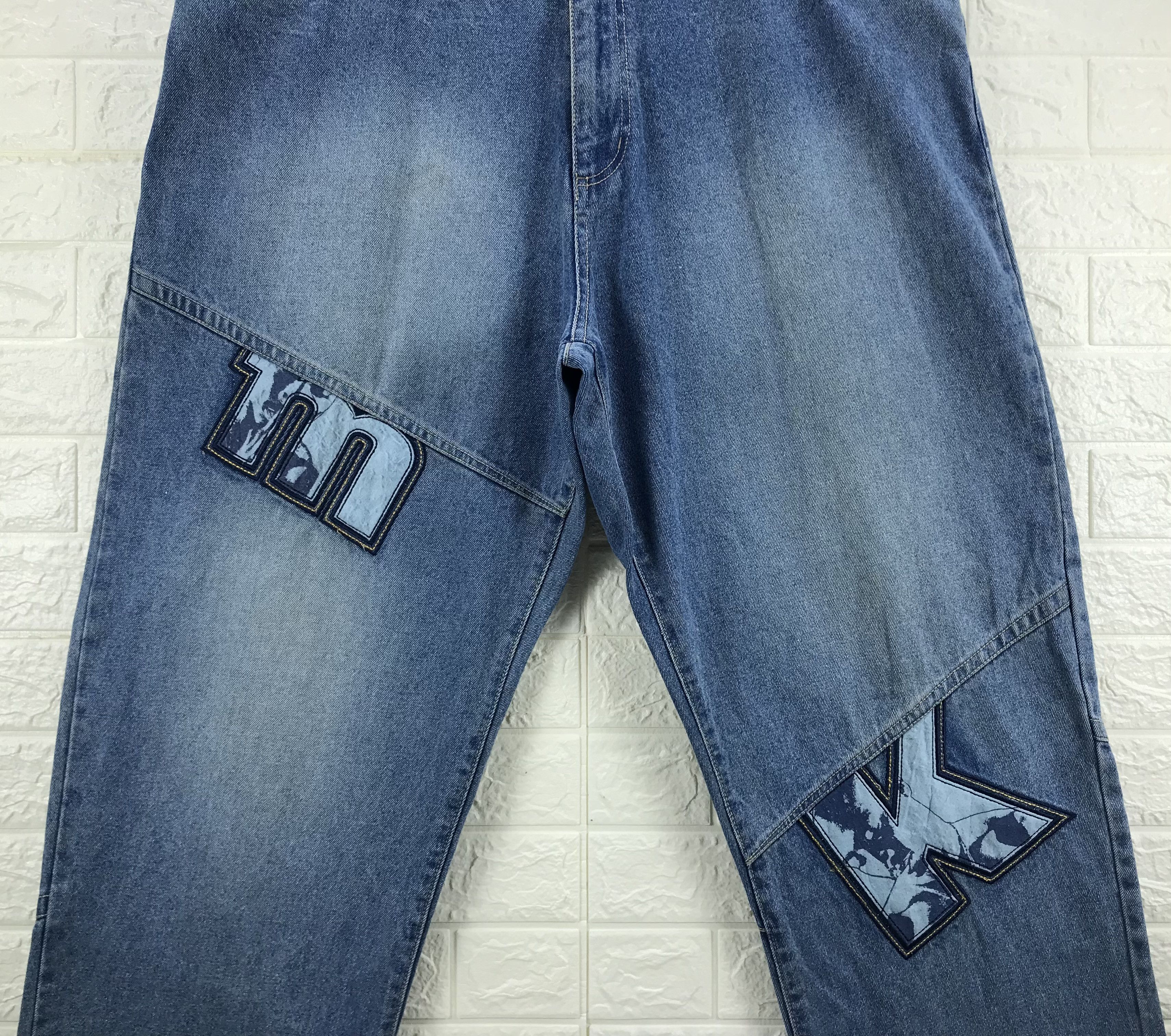 Makaveli Vintage Makaveli Tupac Shakur Portrait Patched Baggy Jeans Size US 42 / EU 58 - 3 Thumbnail