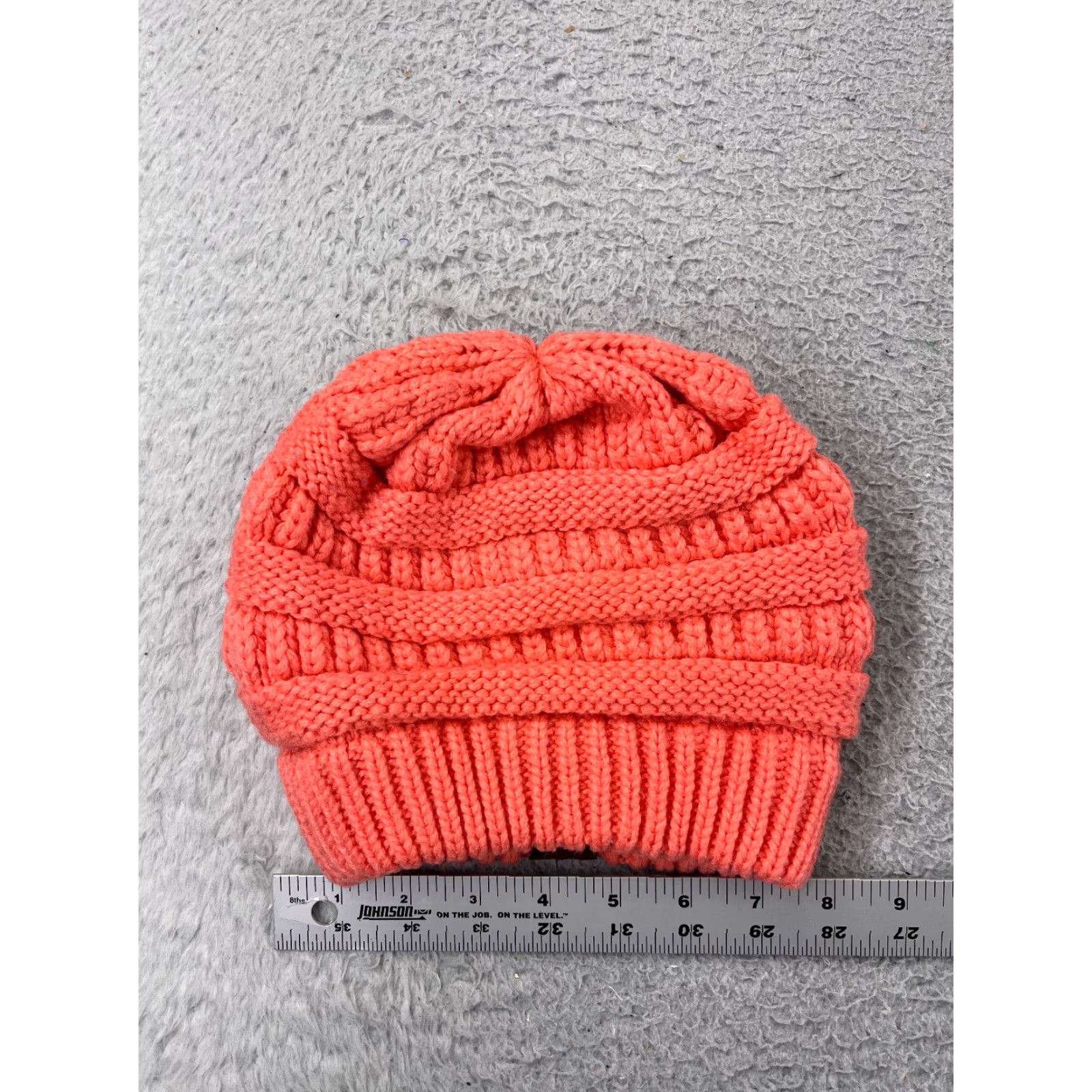 Vintage C.C Exclusive Beanie Womens One Size Pink Knit 100% Acrylic Ski Winter Beanie Hat Cap Womens Single Size Pink Knit 100% Acrylic Ski Winter Size ONE SIZE - 3 Thumbnail
