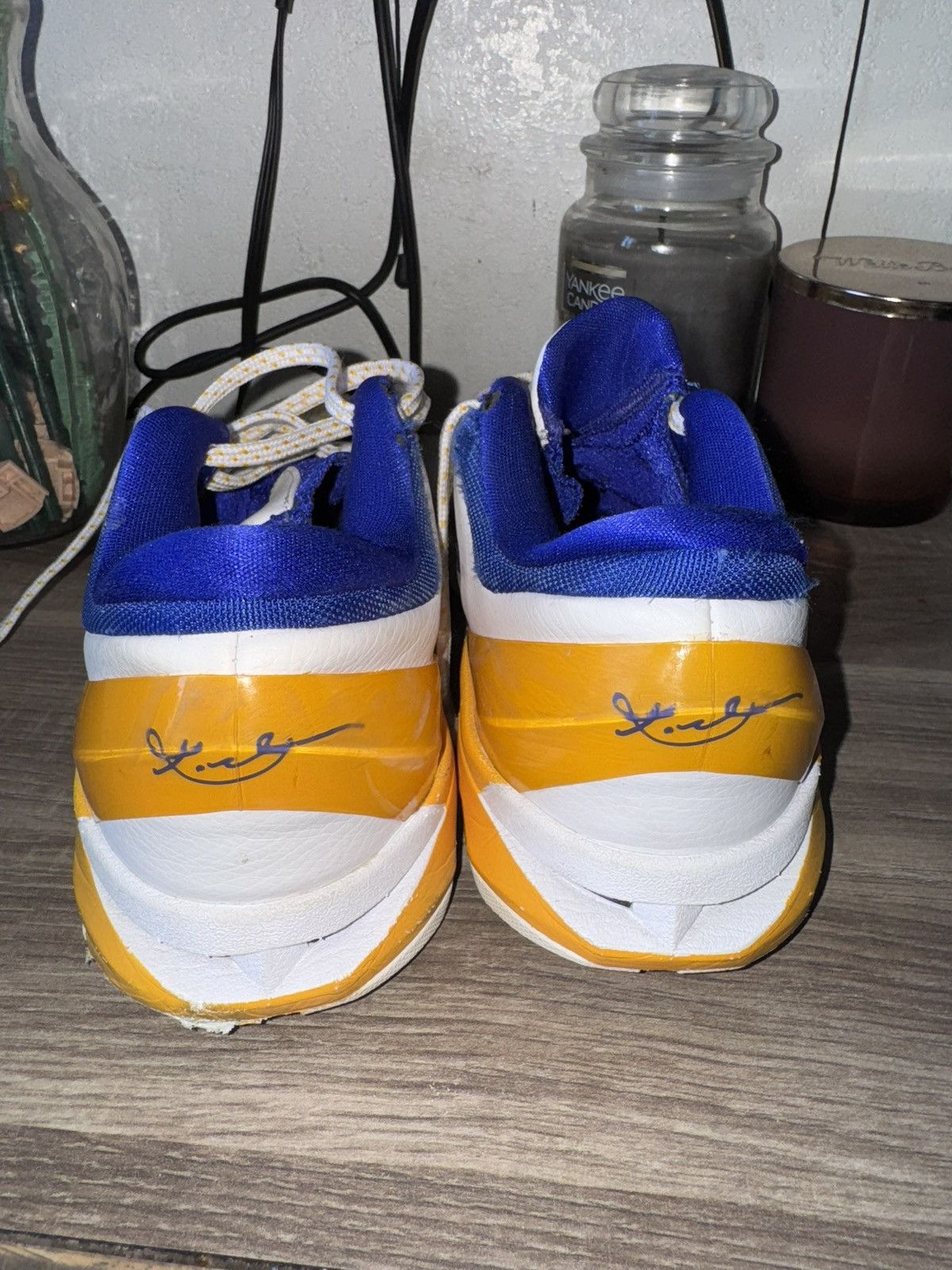 Nike Nike kobe 7s Lakers home colorway Size US 8.5 / EU 41-42 - 3 Thumbnail