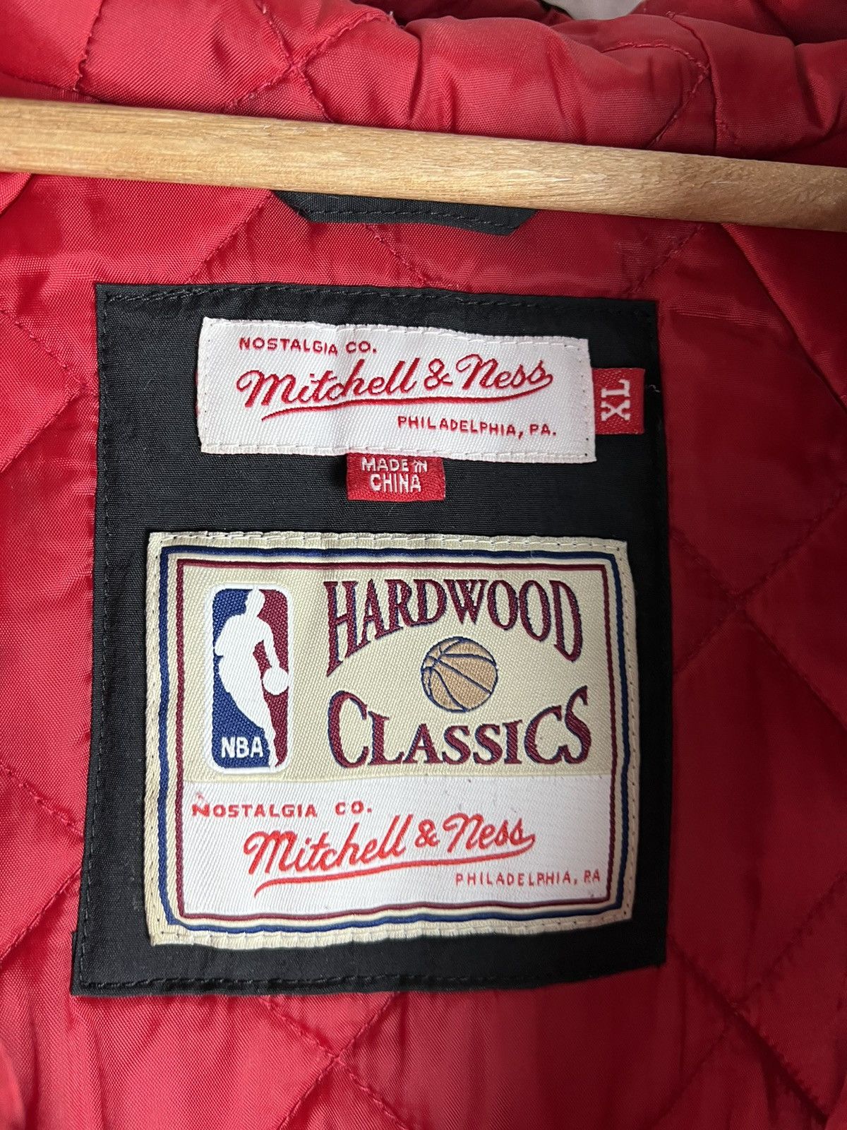 Mitchell & Ness Vintage 90's Mitchell & Ness Chicago Bulls Jacket Size US XL / EU 56 / 4 - 3 Thumbnail