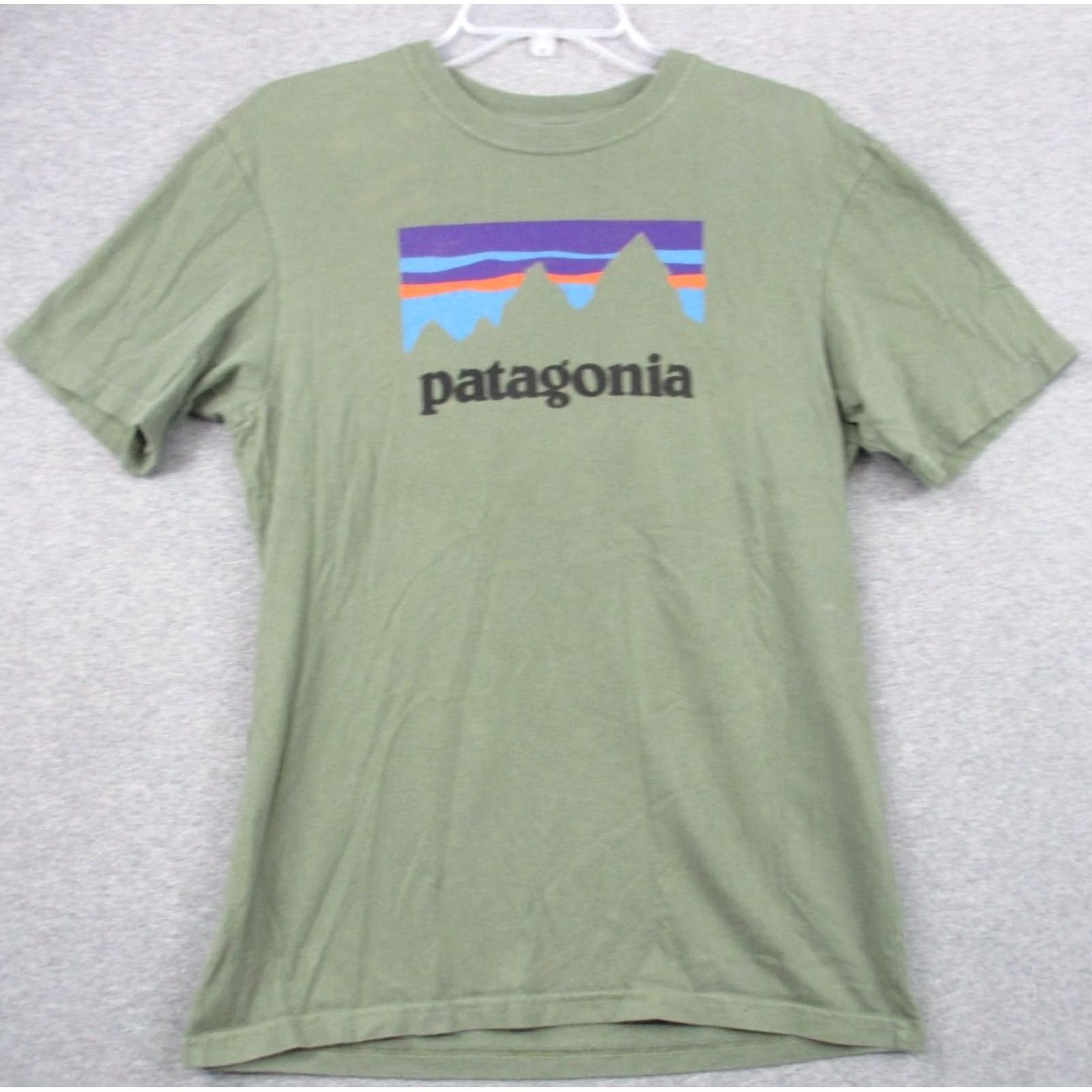 Patagonia Patagonia Shirt Small Mens Green Short Sleeve Red Mountain Logo Size US S / EU 44-46 / 1 - 2 Thumbnail
