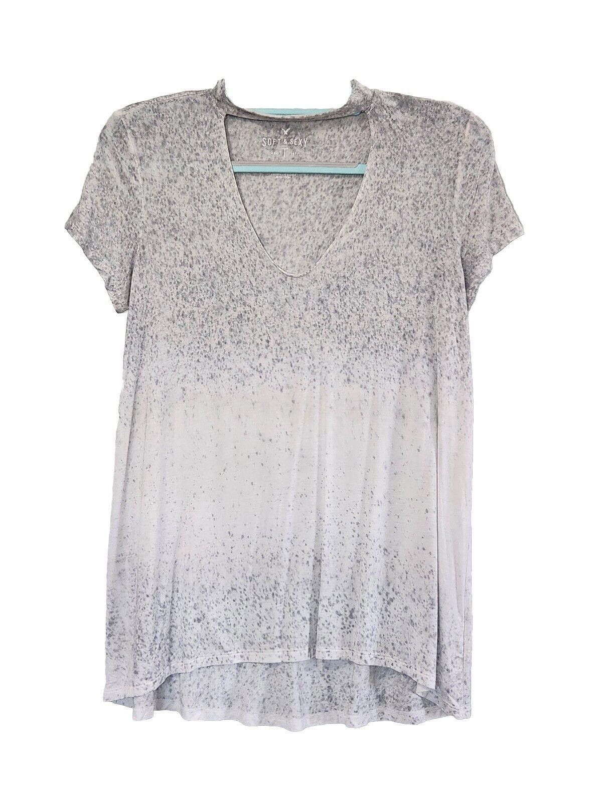 Designer American Eagle Soft & Sexy Shirt Med White Grey Choker Ombre Size M / US 6-8 / IT 42-44 - 1 Thumbnail