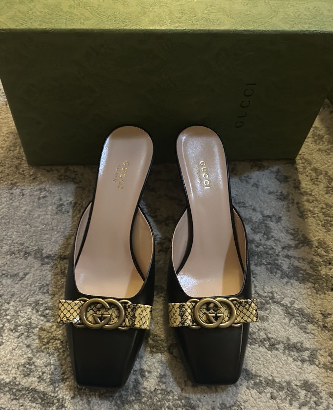 Gucci Gucci Interlocking G Closed Toe Mules size 39.5 Size US 9.5 / IT 39.5 - 2 Thumbnail