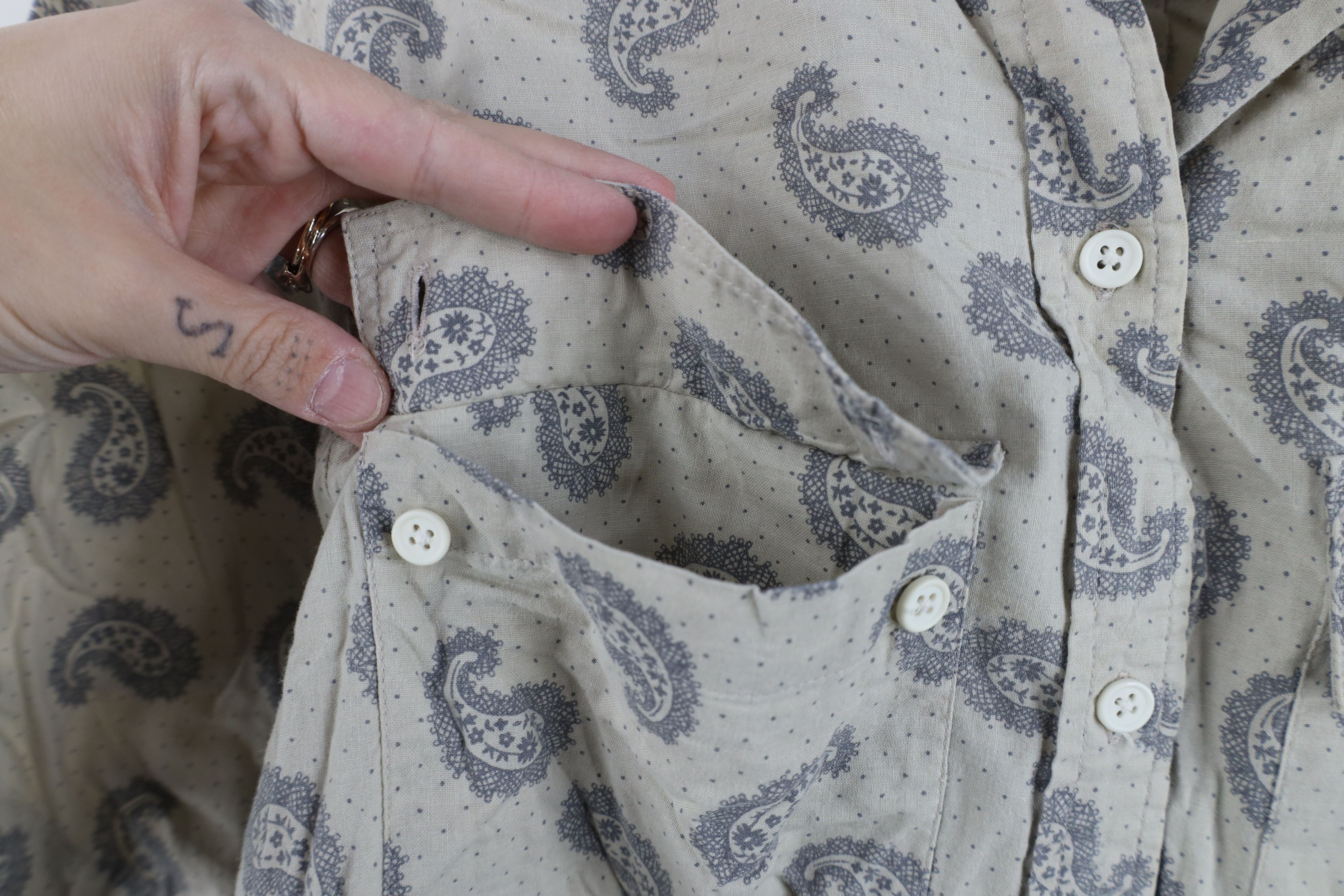Vintage Vintage 90s Streetwear Polka Dot Big Pocket Button Shirt Size S / US 4 / IT 40 - 5 Thumbnail