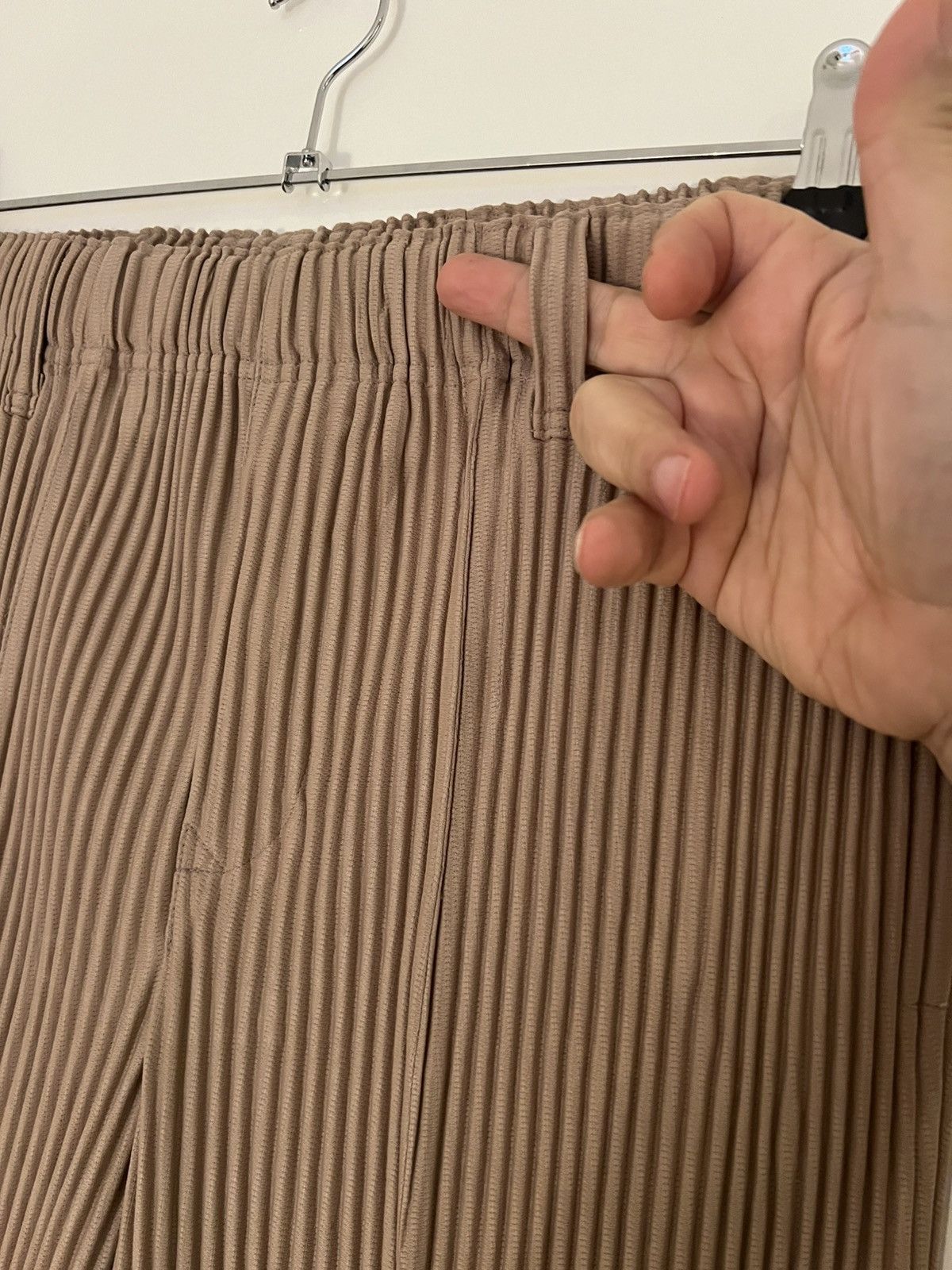 Pleats Please Issey Miyake HOMME PLISSÉ ISSEY MIYAKE Trousers Beige Size 2 Medium Size US 31 - 5 Thumbnail